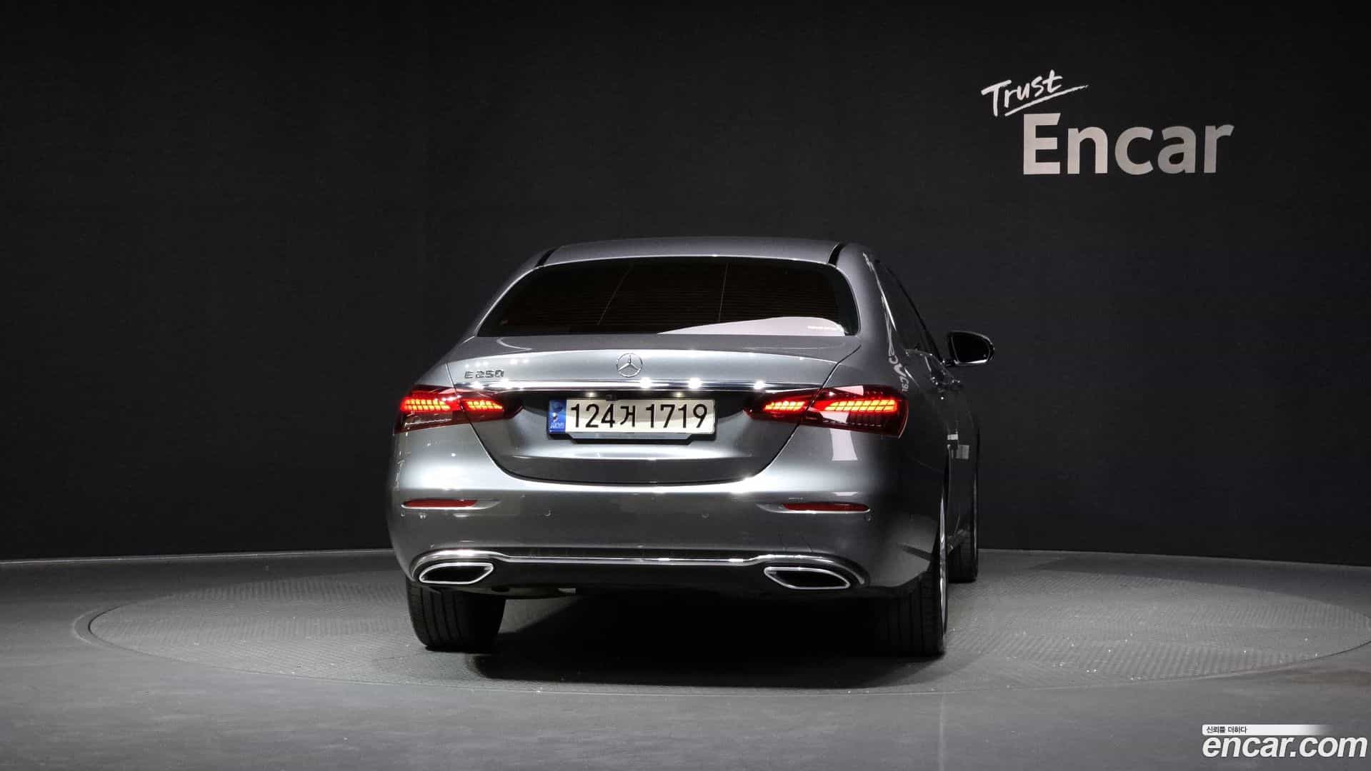 E-Class Mercedes-Benz 2021.3-OUTER-004
