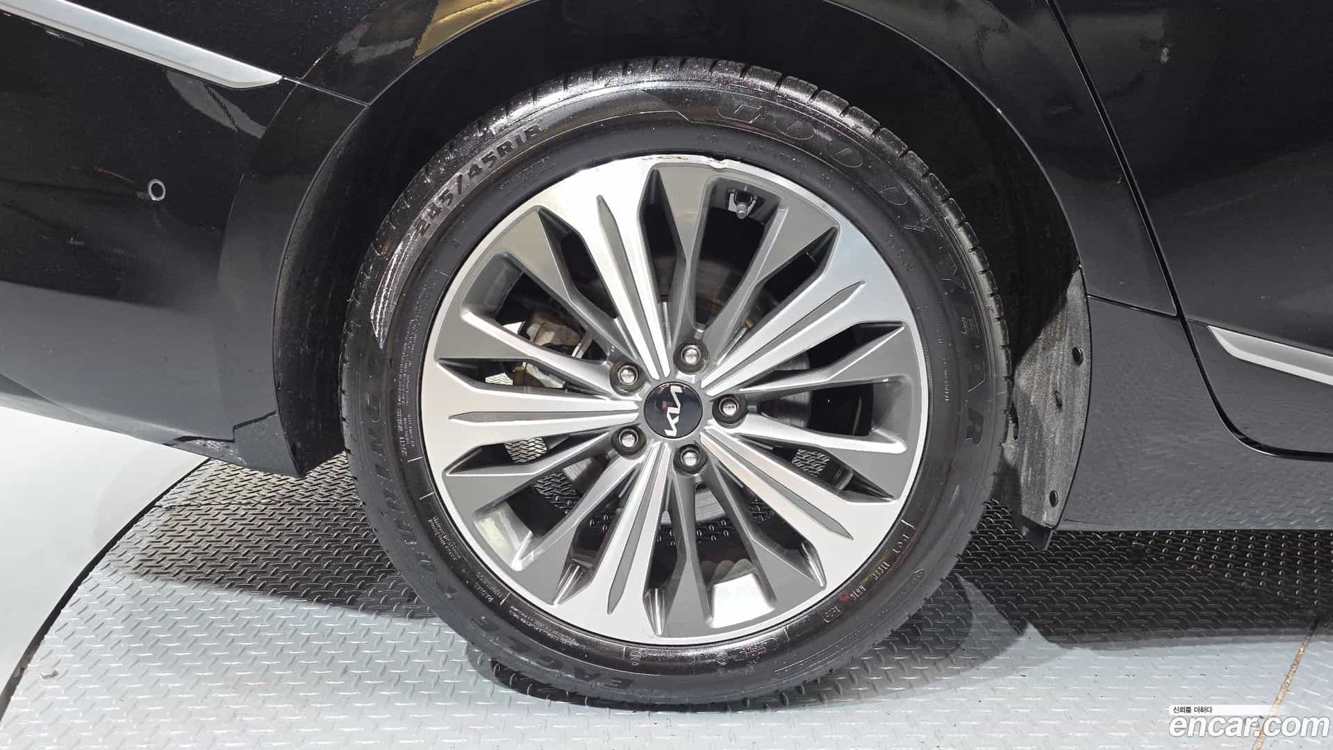K8 Kia 2023.2-OUTER-005