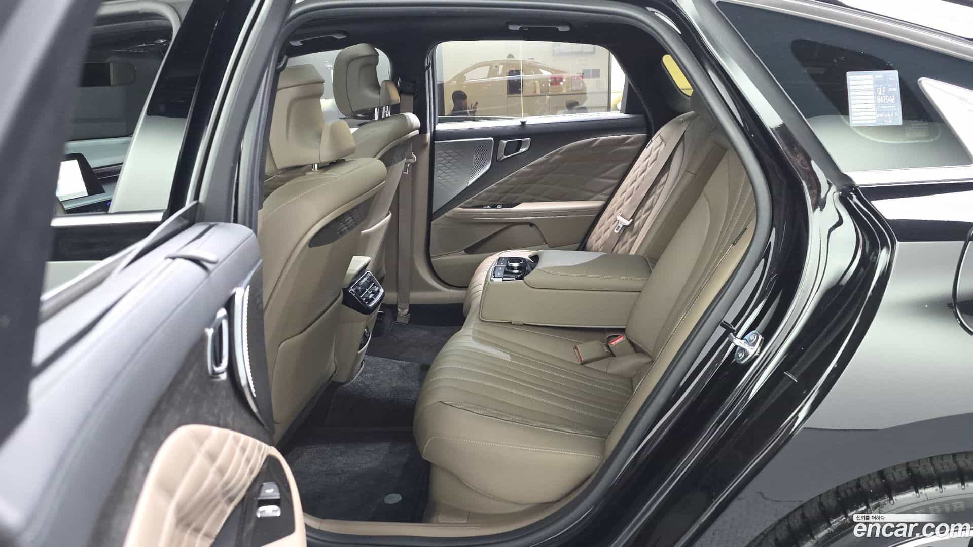K8 Kia 2023.2-INNER-036