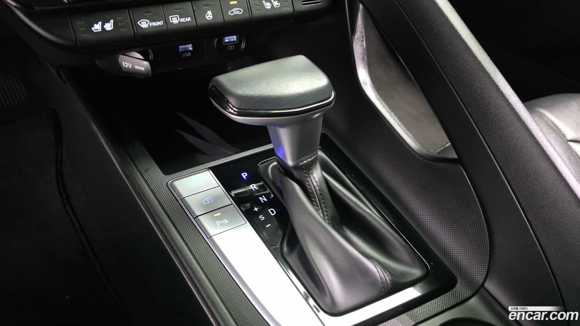 AVANTE Hyundai 2022.1-INNER-009