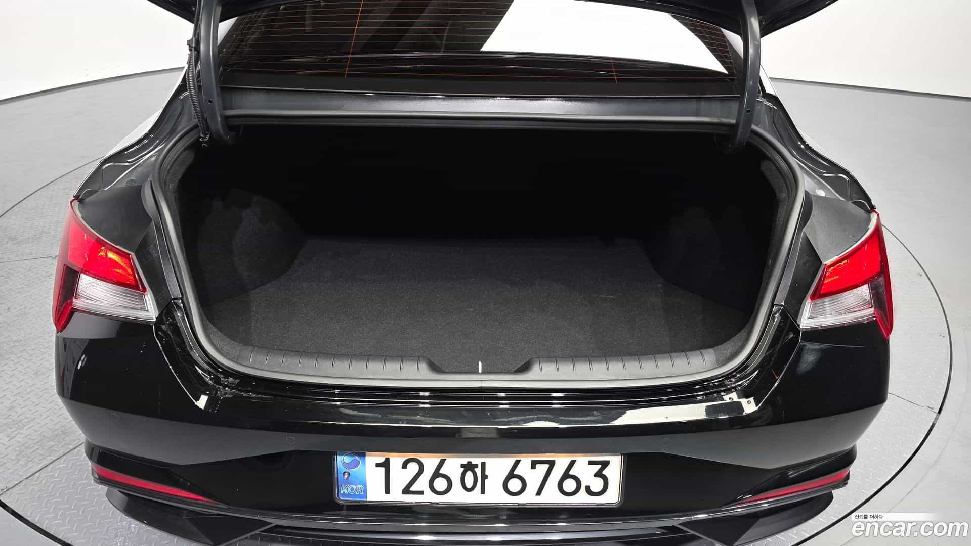AVANTE Hyundai 2022.1-OPTION-024