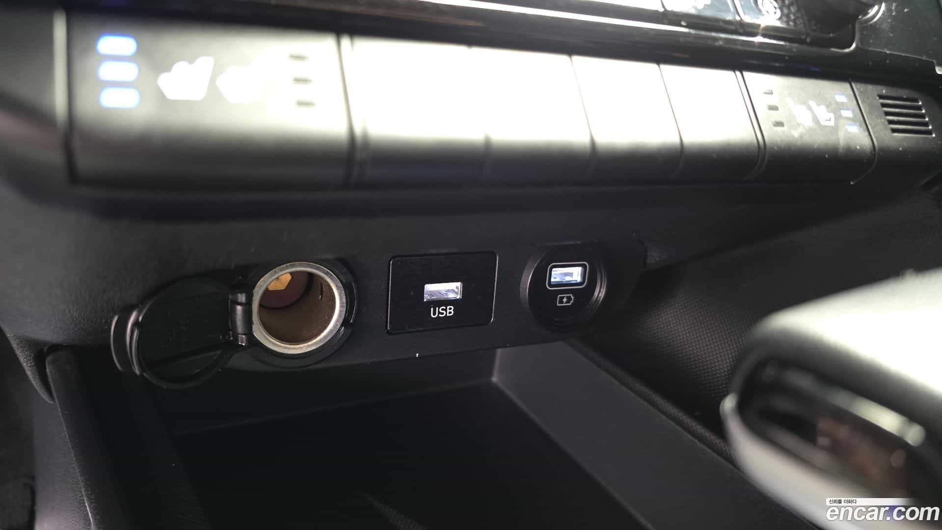 AVANTE Hyundai 2022.1-OPTION-043