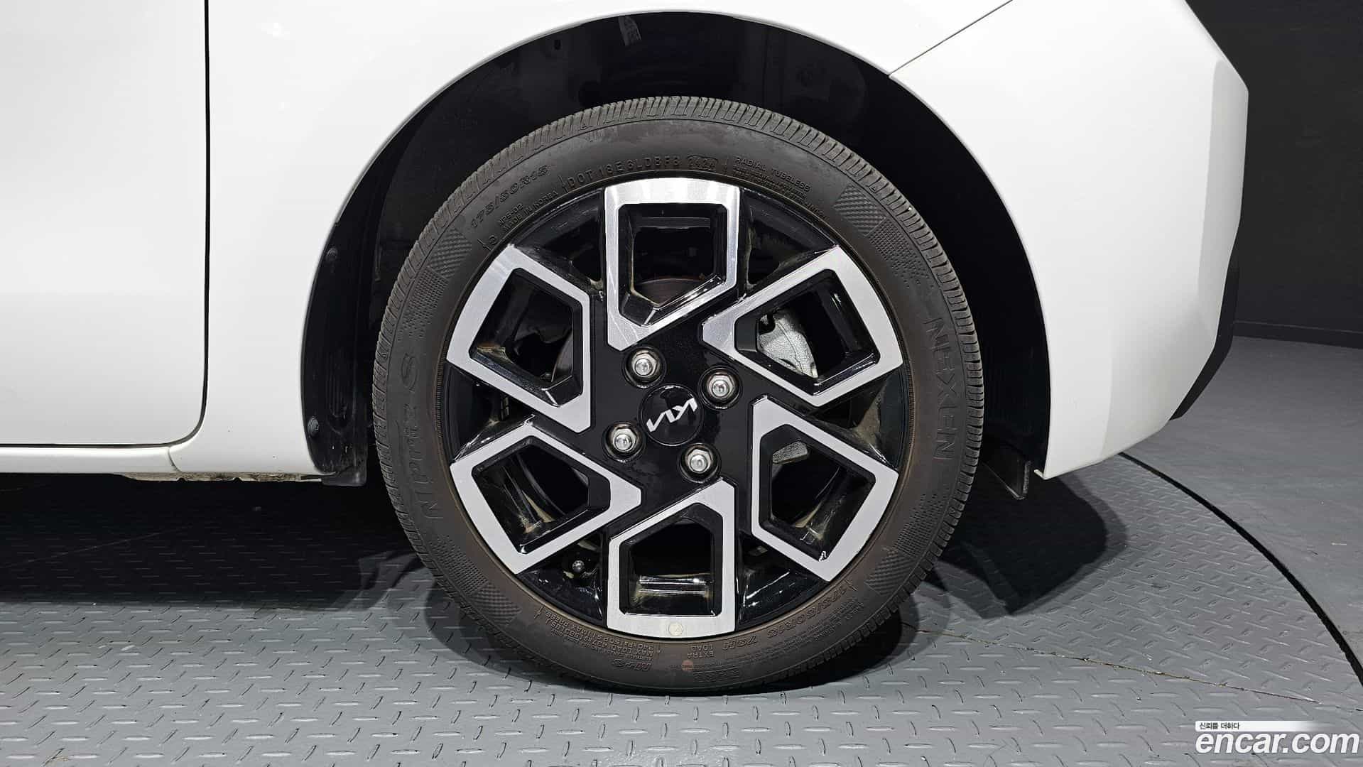 RAY Kia 2024.6-OUTER-005