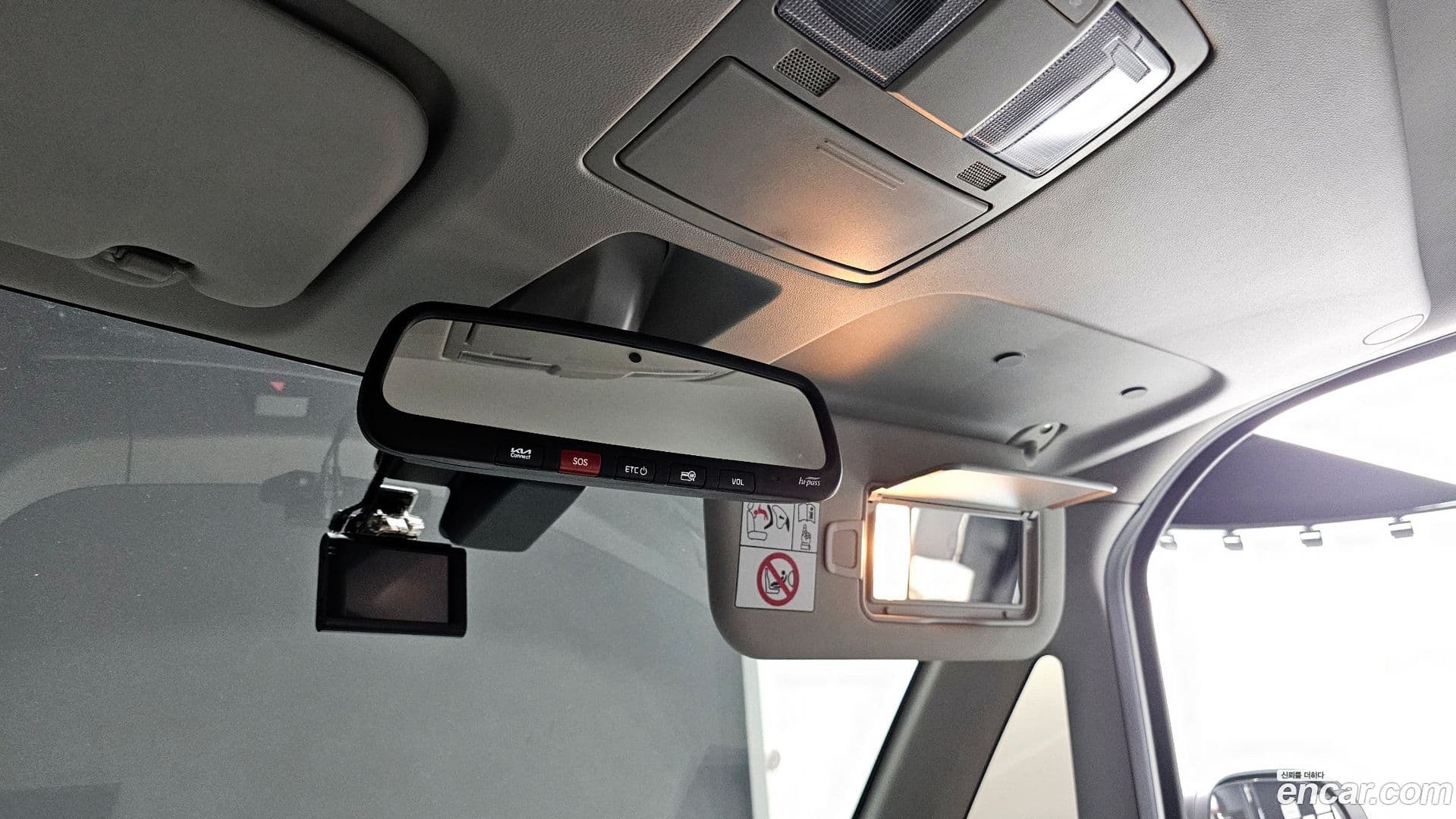Main__Slider__Photo:RAY Kia 2024.6-27
