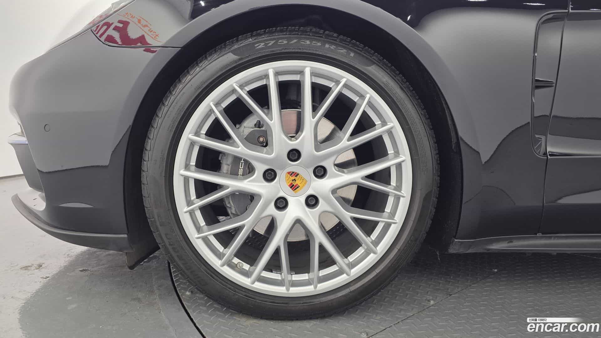 Panamera Porsche 2018.0-OUTER-005