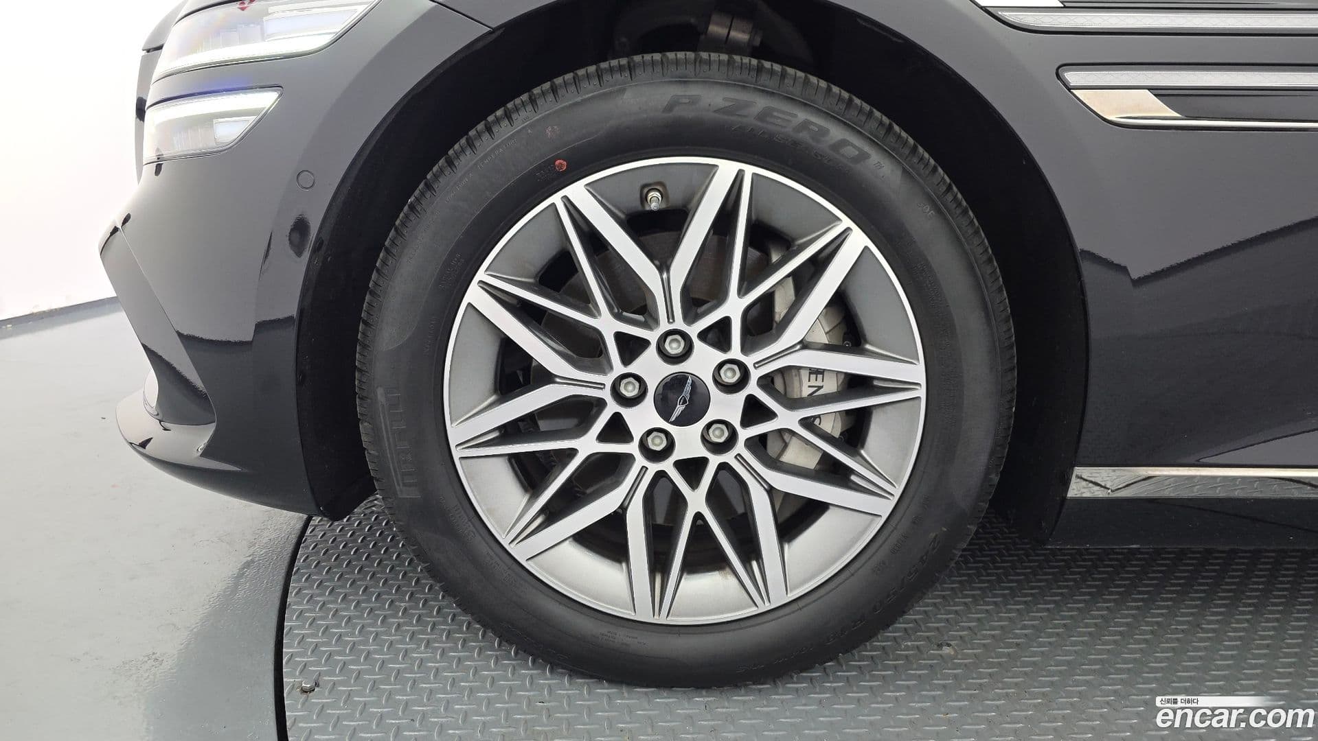 Main__Slider__Photo:G80 Genesis 2024.3-4