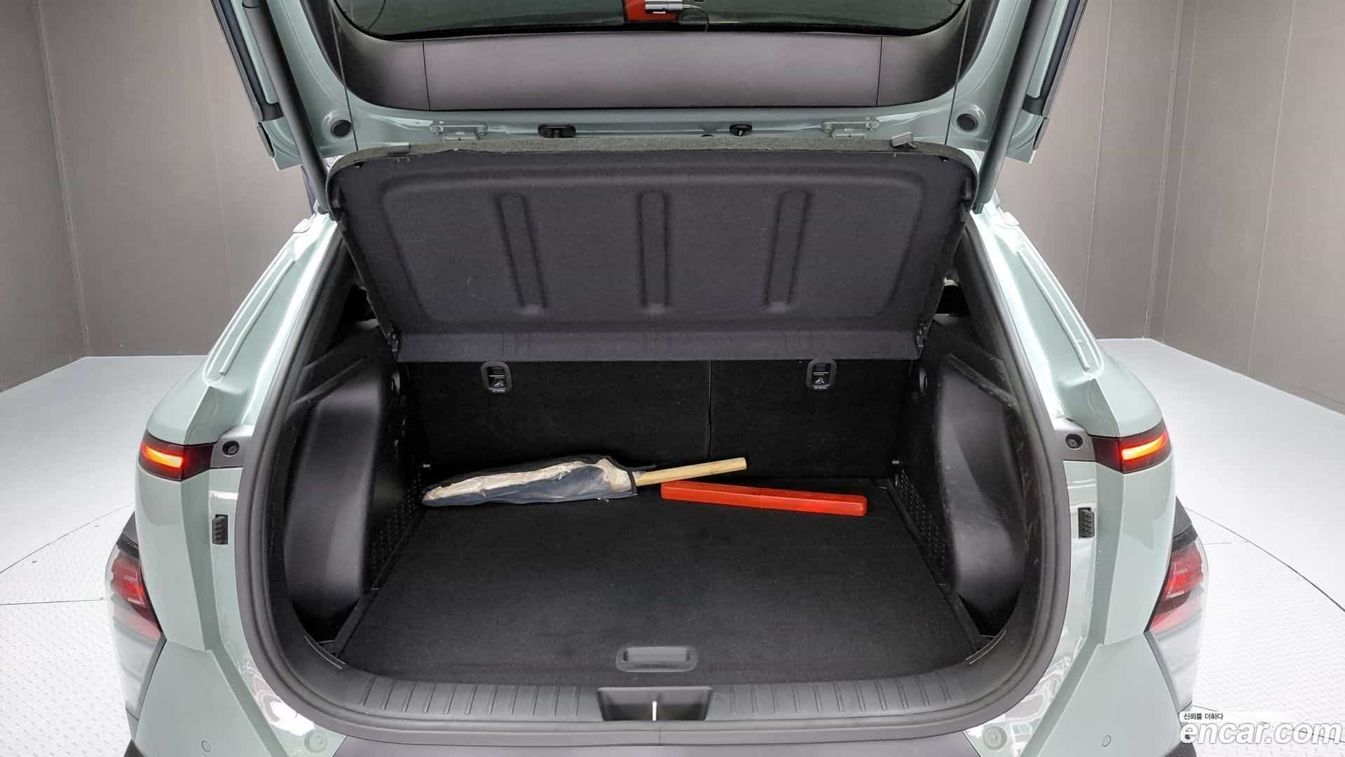 Kona Hyundai 2023.6-OPTION-024