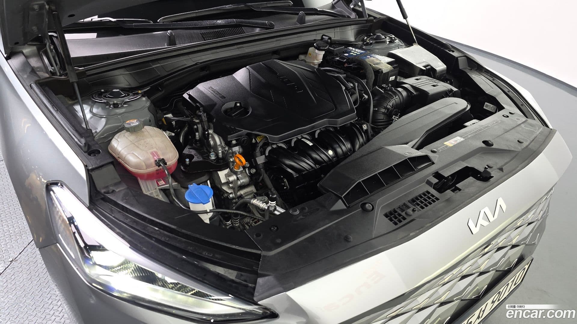 Main__Slider__Photo:K8 Kia 2021.5-5