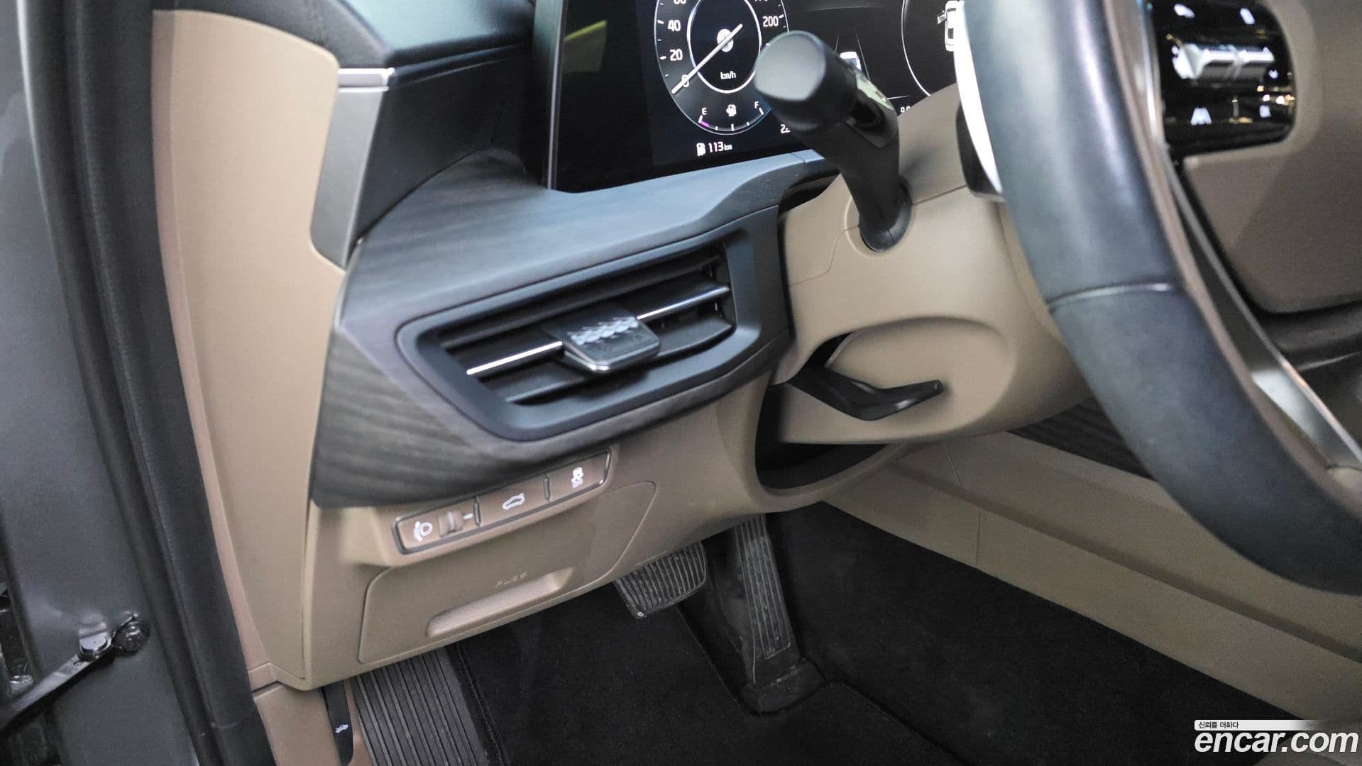 Main__Slider__Photo:K8 Kia 2021.5-27