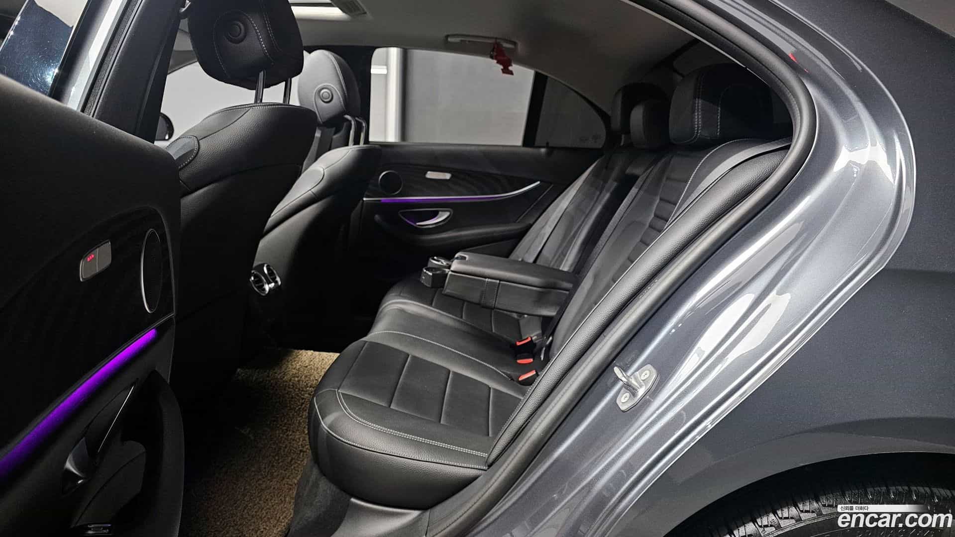 E-Class Mercedes-Benz 2017.7-OPTION-016