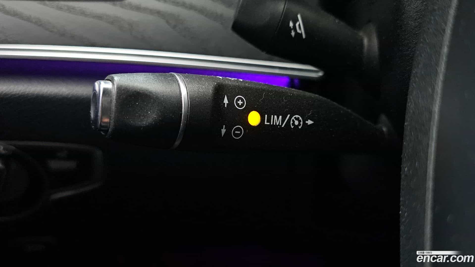 E-Class Mercedes-Benz 2017.7-OPTION-040