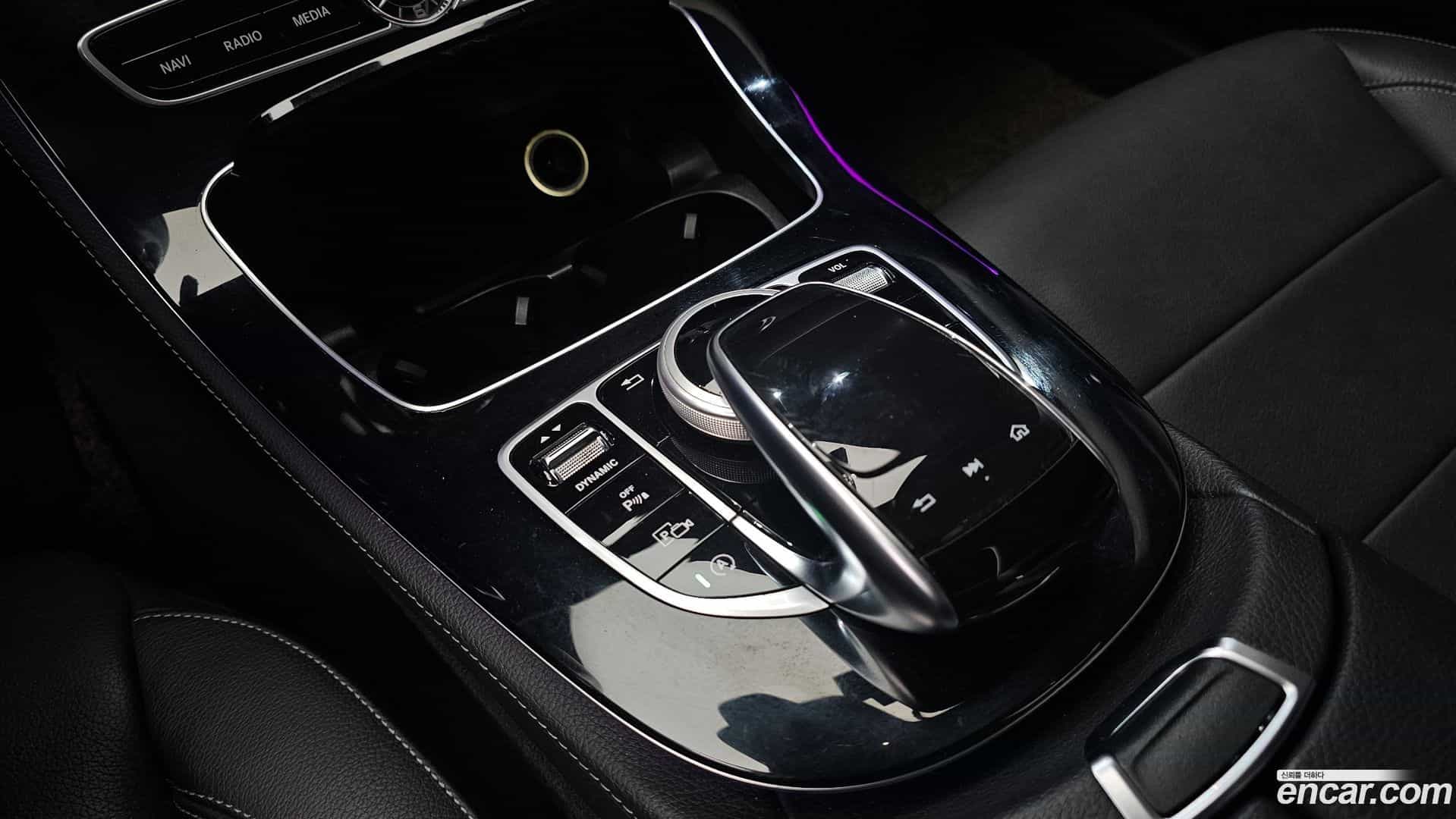 E-Class Mercedes-Benz 2017.7-OPTION-043