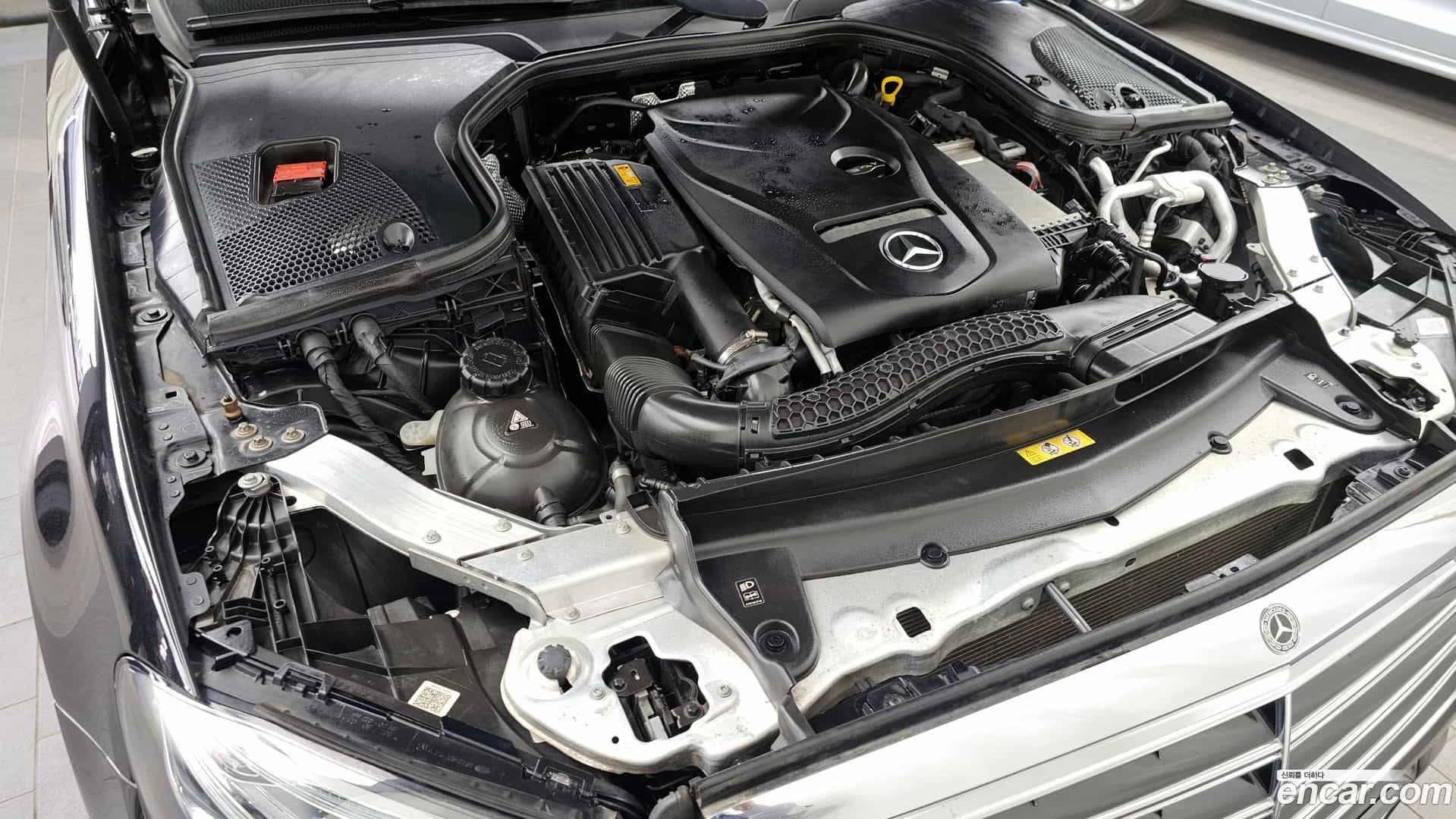 E-Class Mercedes-Benz 2019.0-OUTER-006