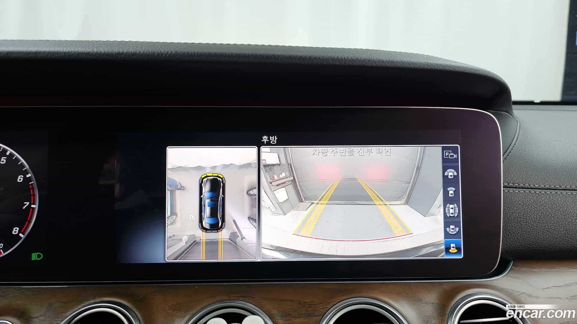 E-Class Mercedes-Benz 2019.0-OPTION-019