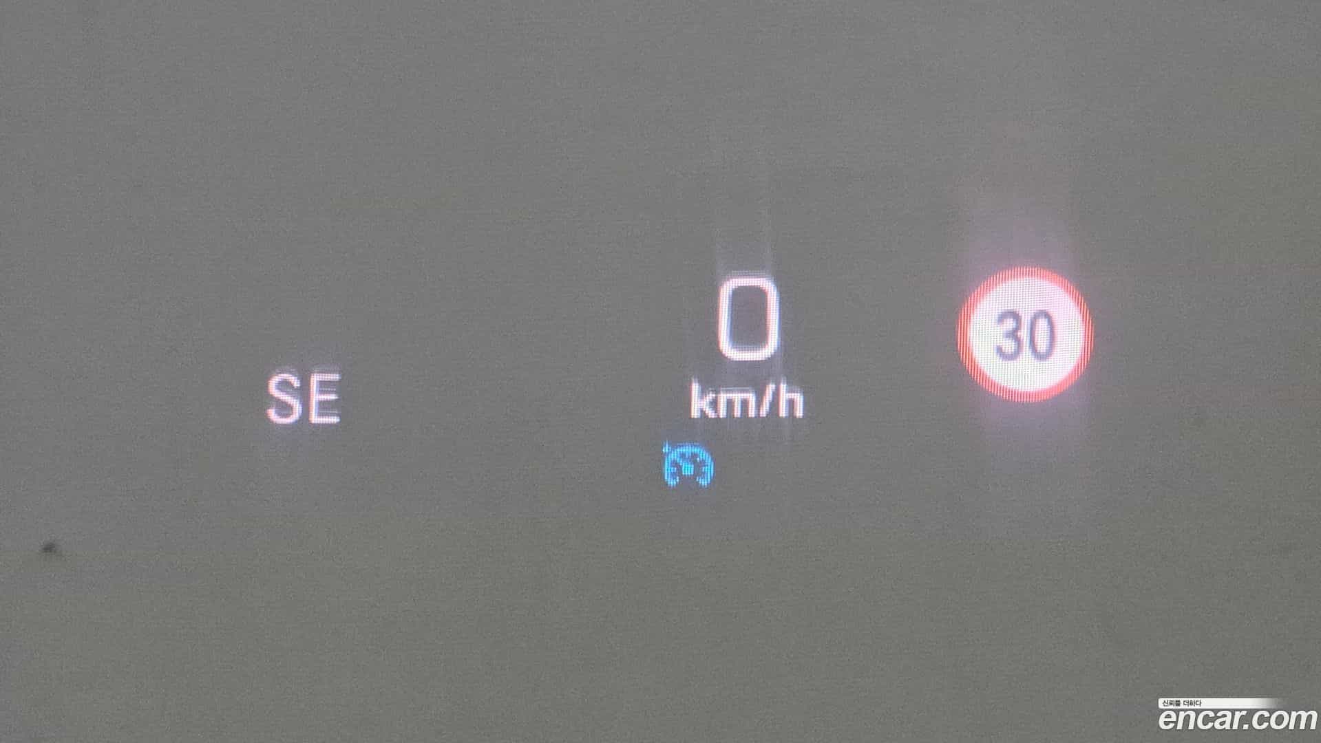 E-Class Mercedes-Benz 2019.0-OPTION-021