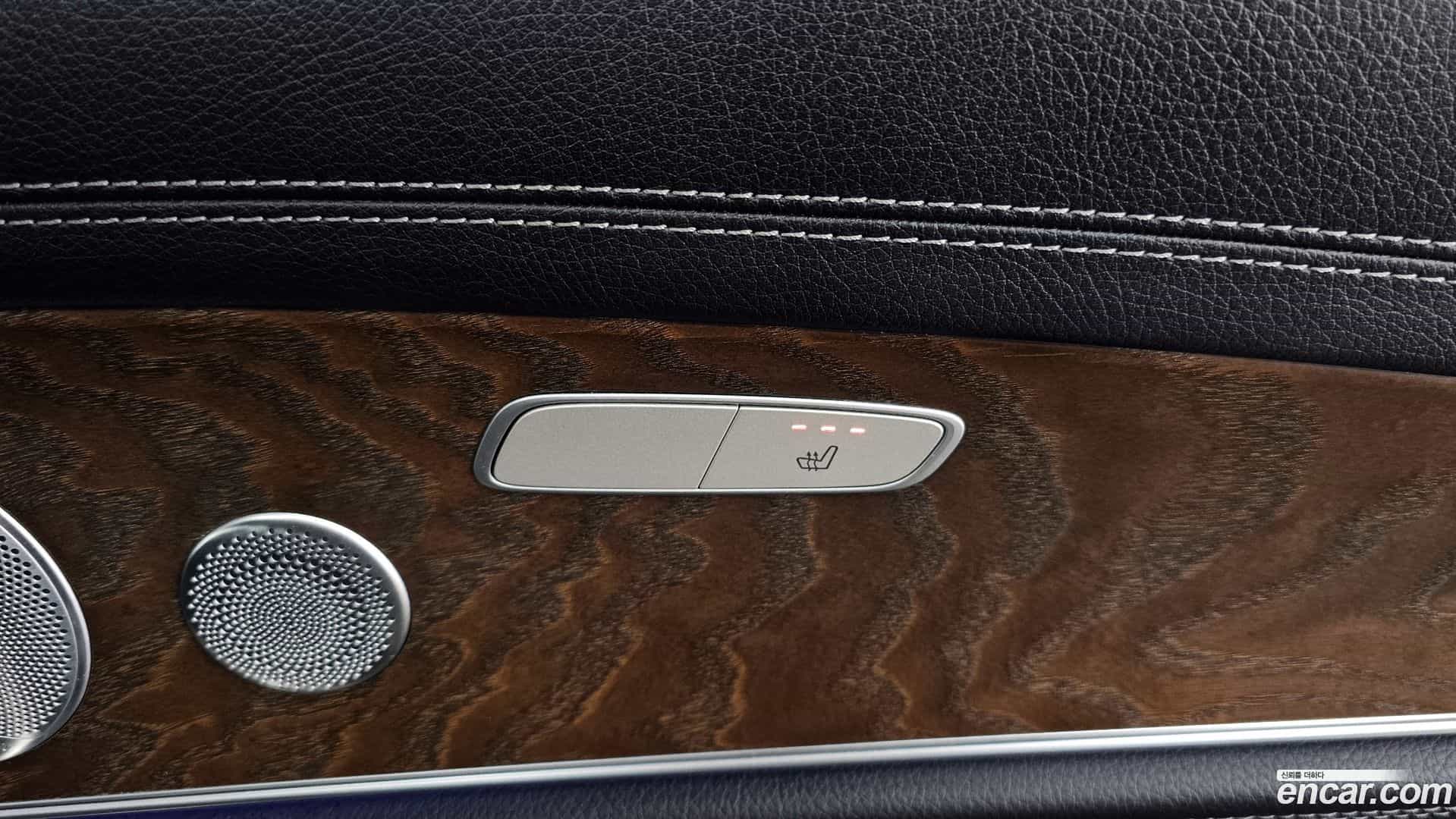 E-Class Mercedes-Benz 2019.0-OPTION-023