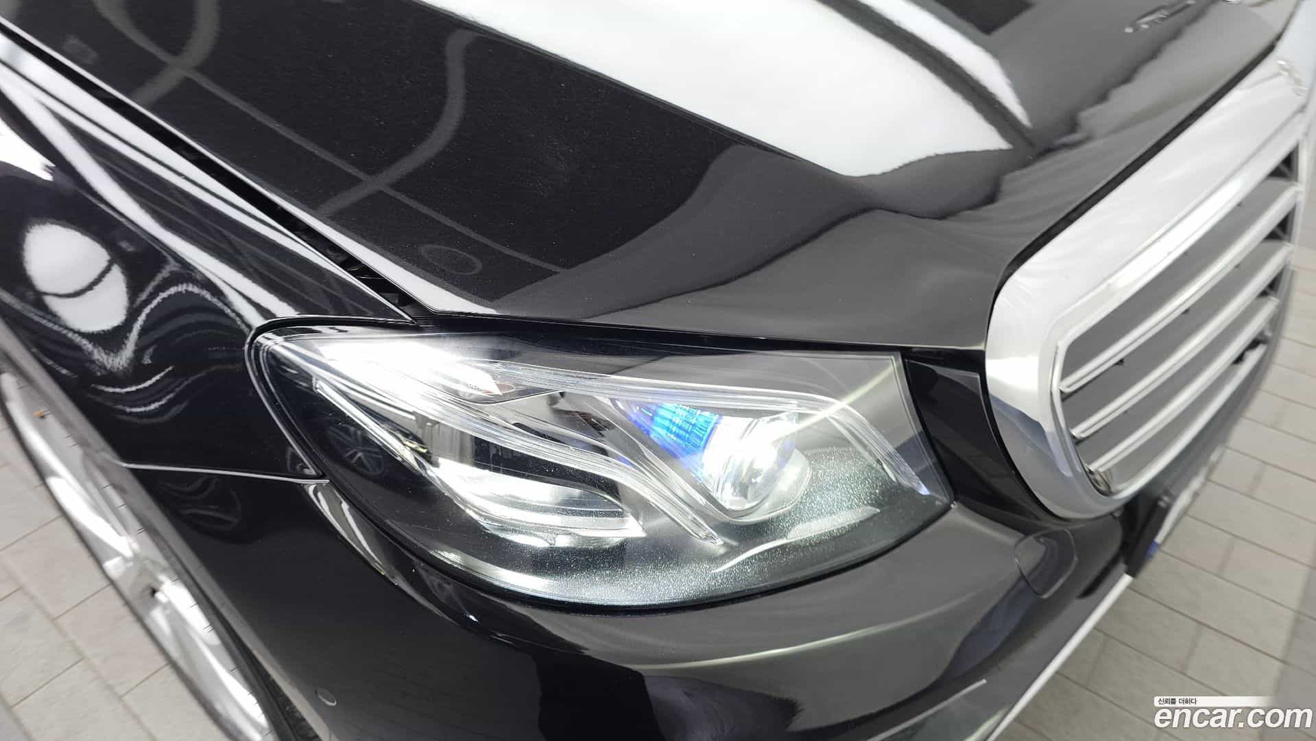 E-Class Mercedes-Benz 2019.0-OUTER-032