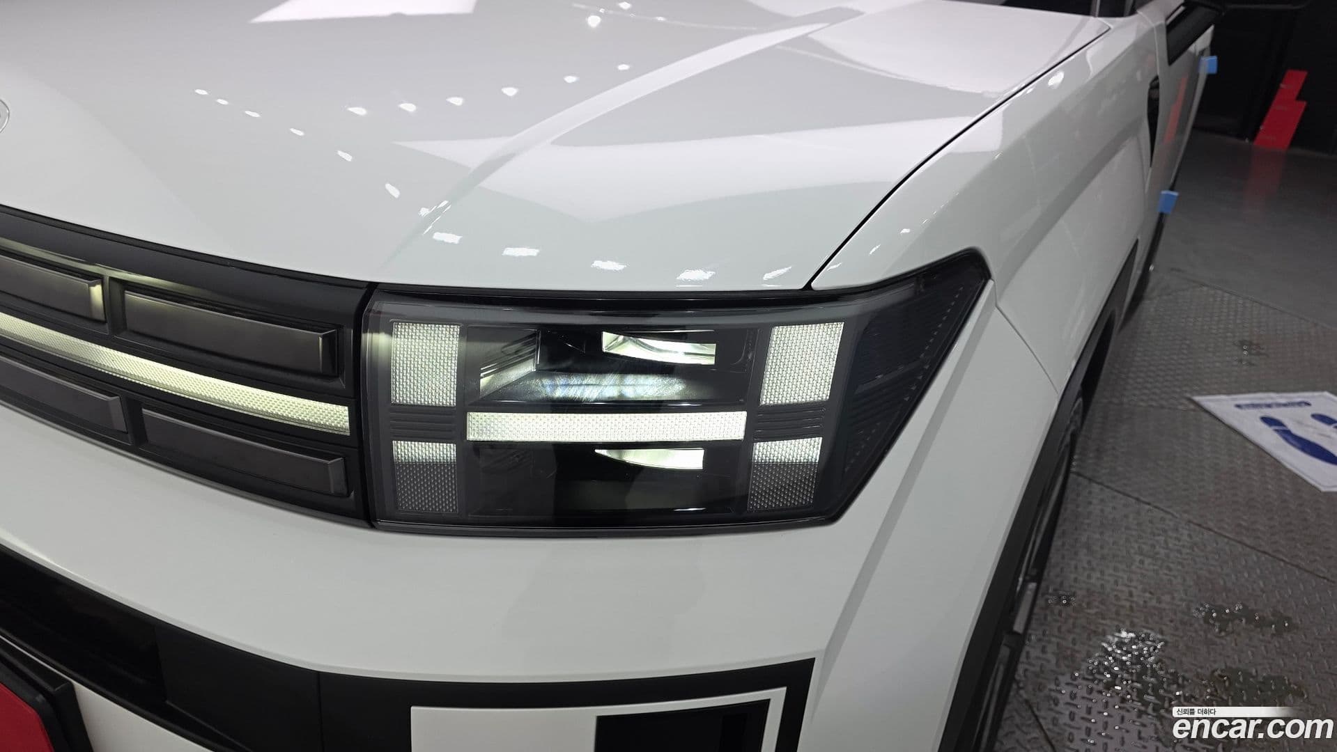 Main__Slider__Photo:Santafe Hyundai 2024.4-21