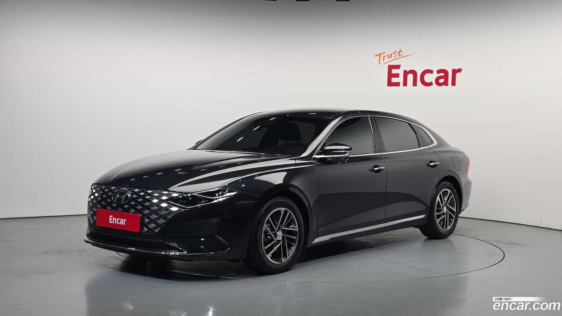 Grandeur Hyundai 2020.10-OUTER-001