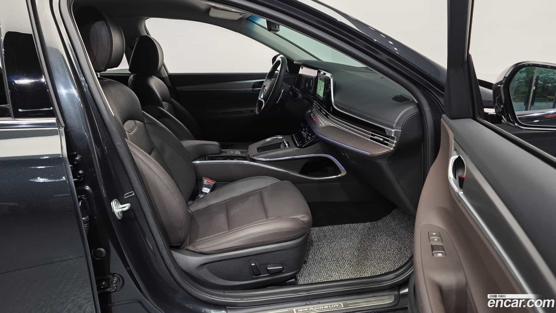 Grandeur Hyundai 2020.10-OPTION-015