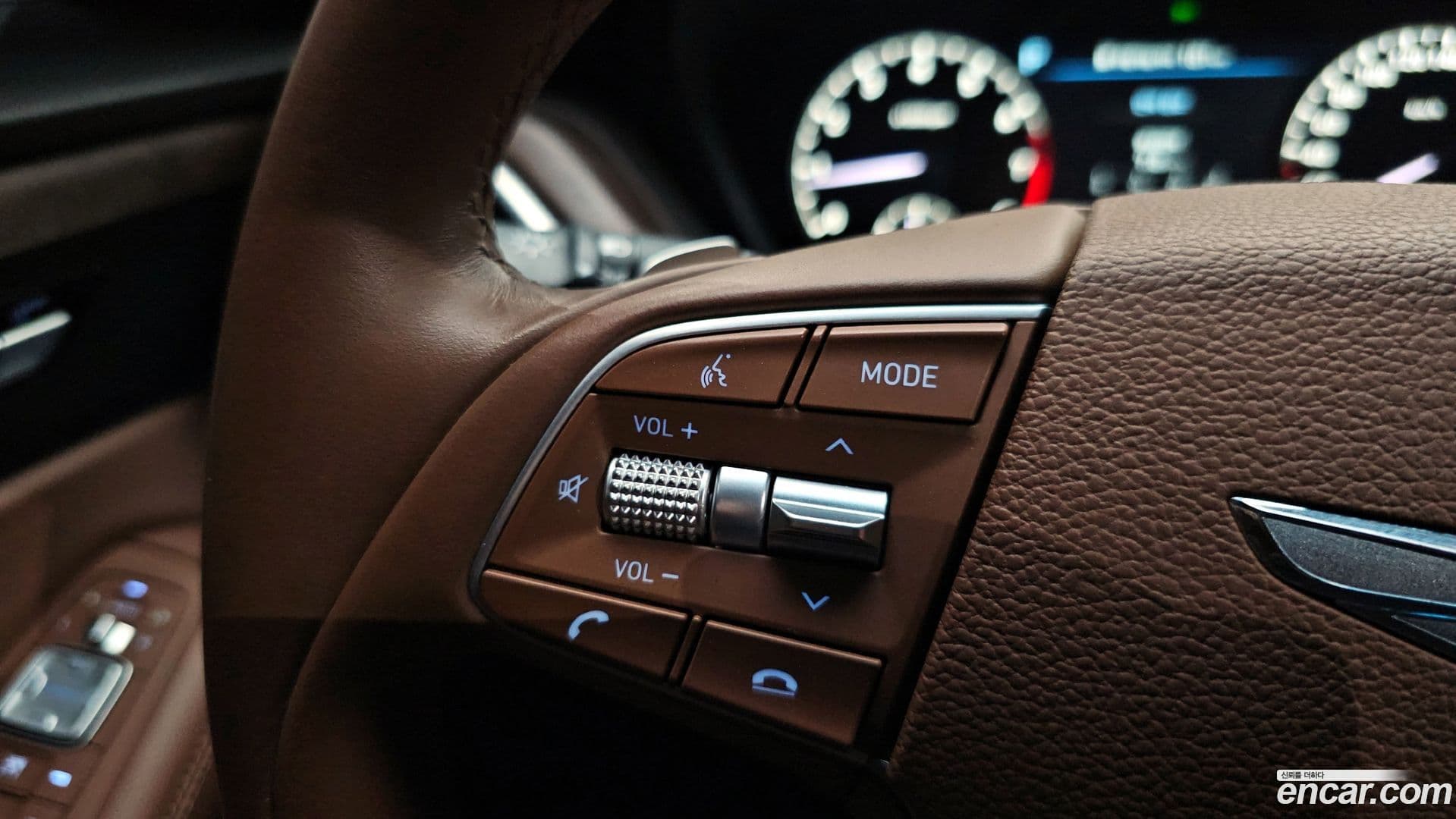 Main__Slider__Photo:G90 Genesis 2020.10-32