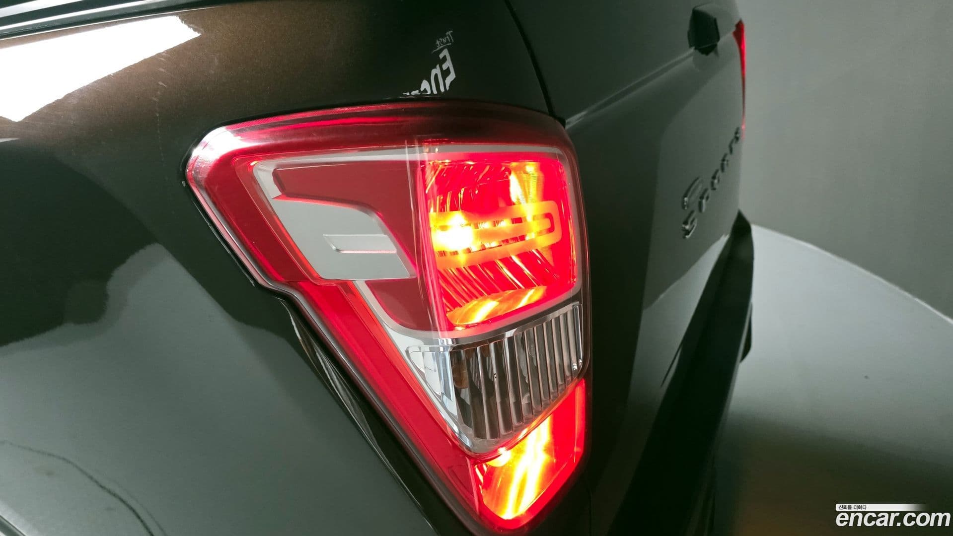 Main__Slider__Photo:Rexton KG Mobility 2018.8-22