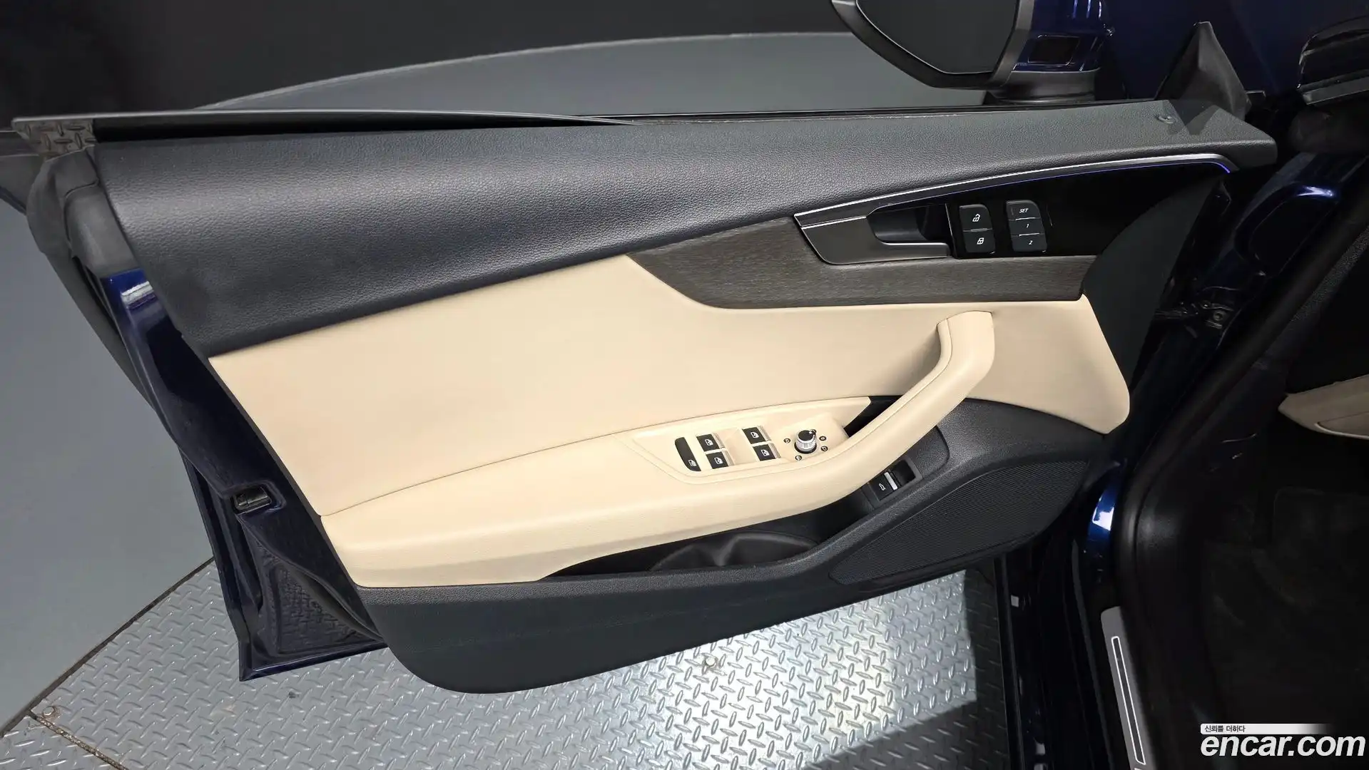 A5 Audi 2023.1-INNER-034