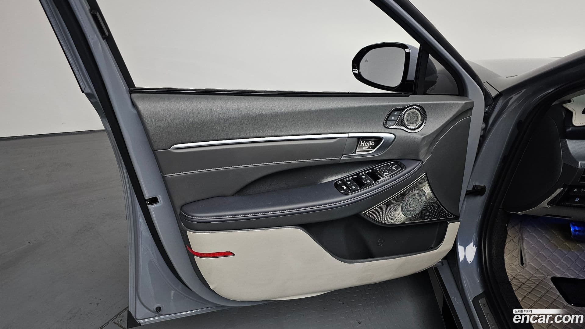 Main__Slider__Photo:Sonata Hyundai 2023.7-23