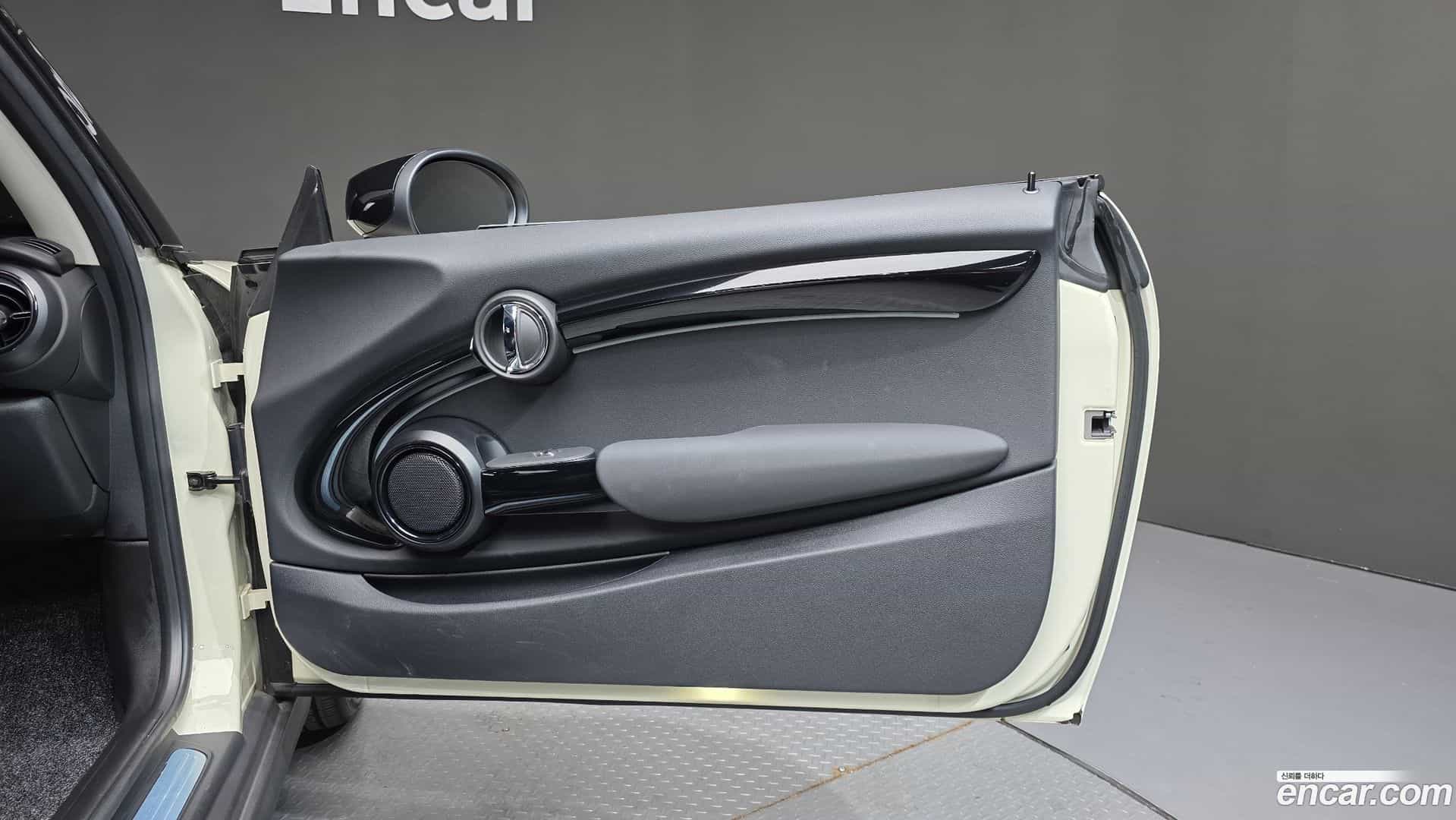 Cooper Mini 2022.4-INNER-035