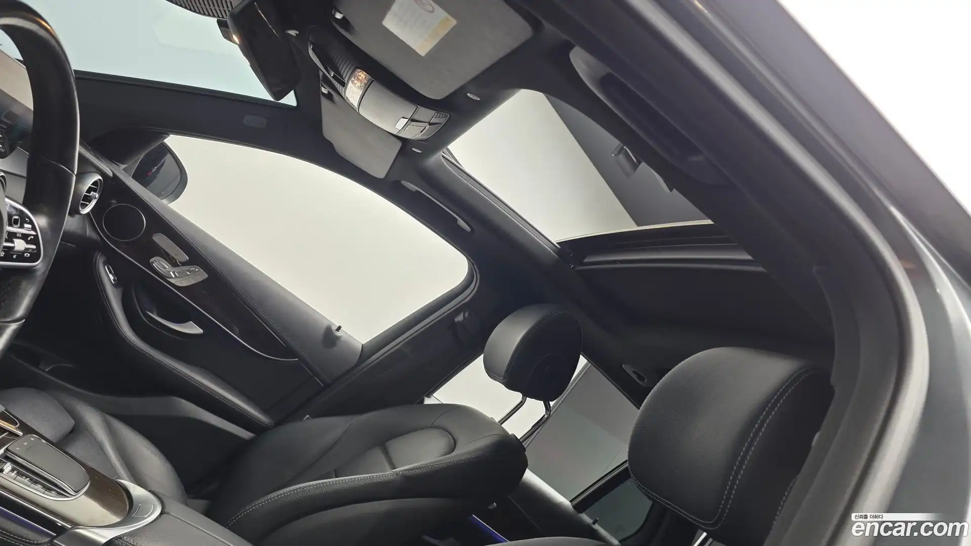 GLC-Class Mercedes-Benz 2020.0-OPTION-023