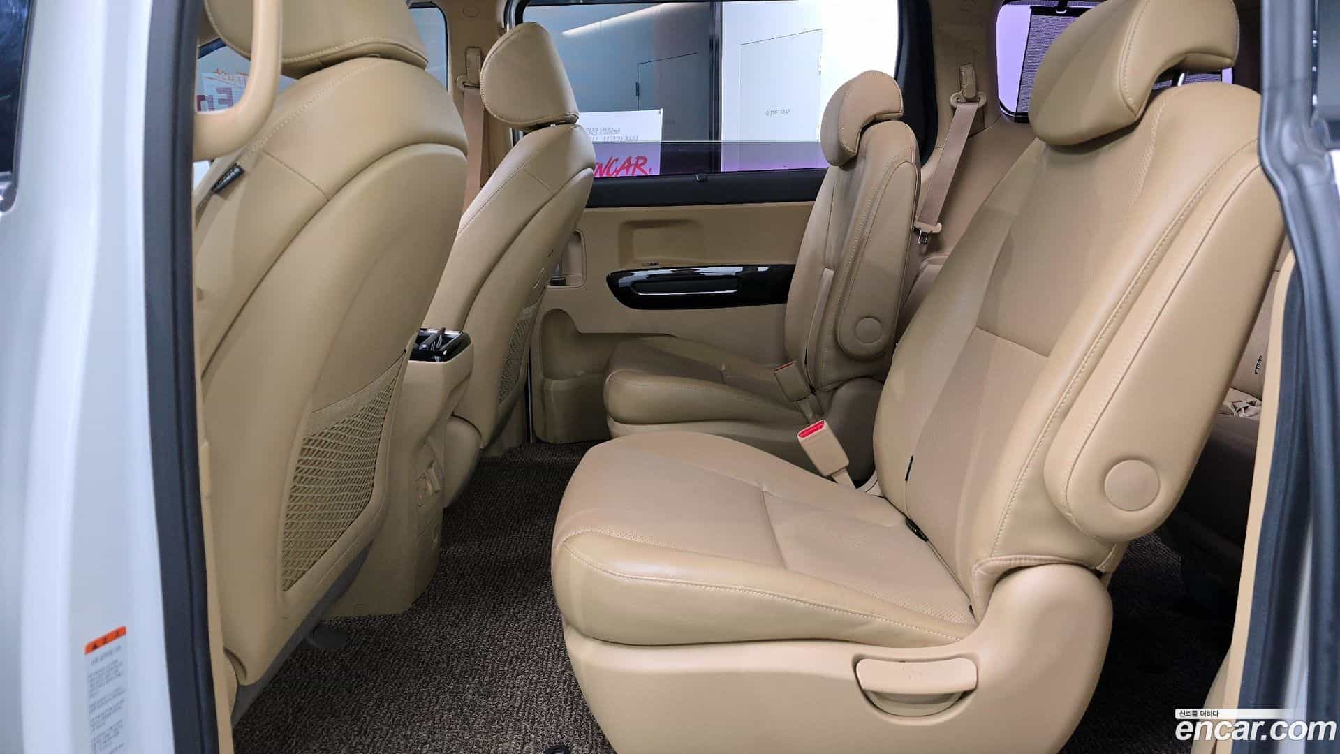 Canival Kia 2017.7-OPTION-016