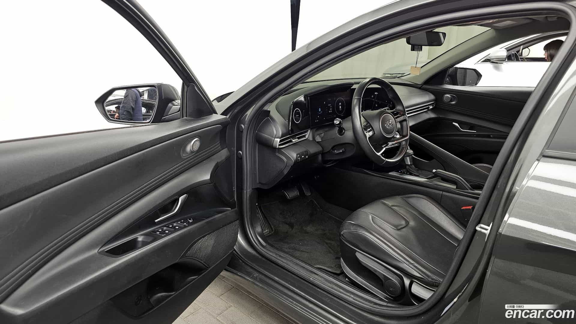 AVANTE Hyundai 2021.2-INNER-010