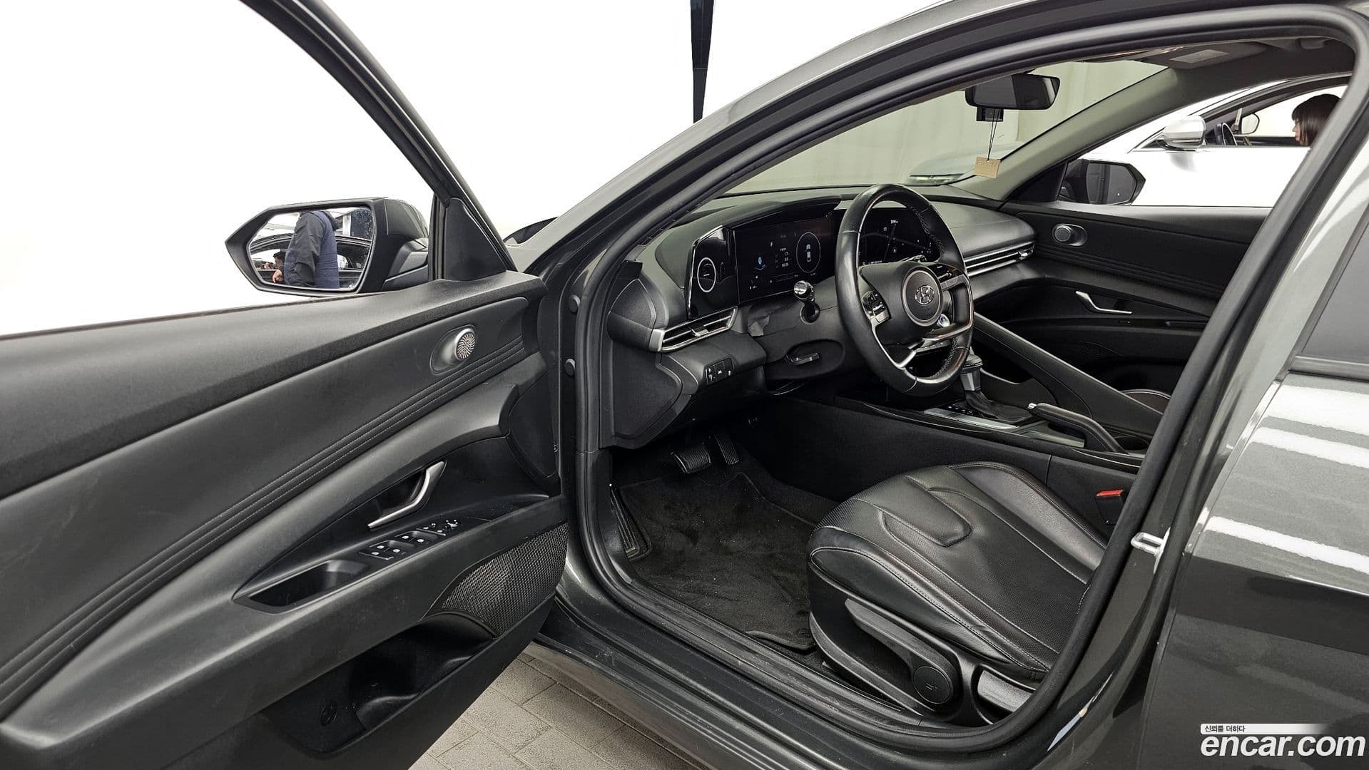 Main__Slider__Photo:AVANTE Hyundai 2021.2-9