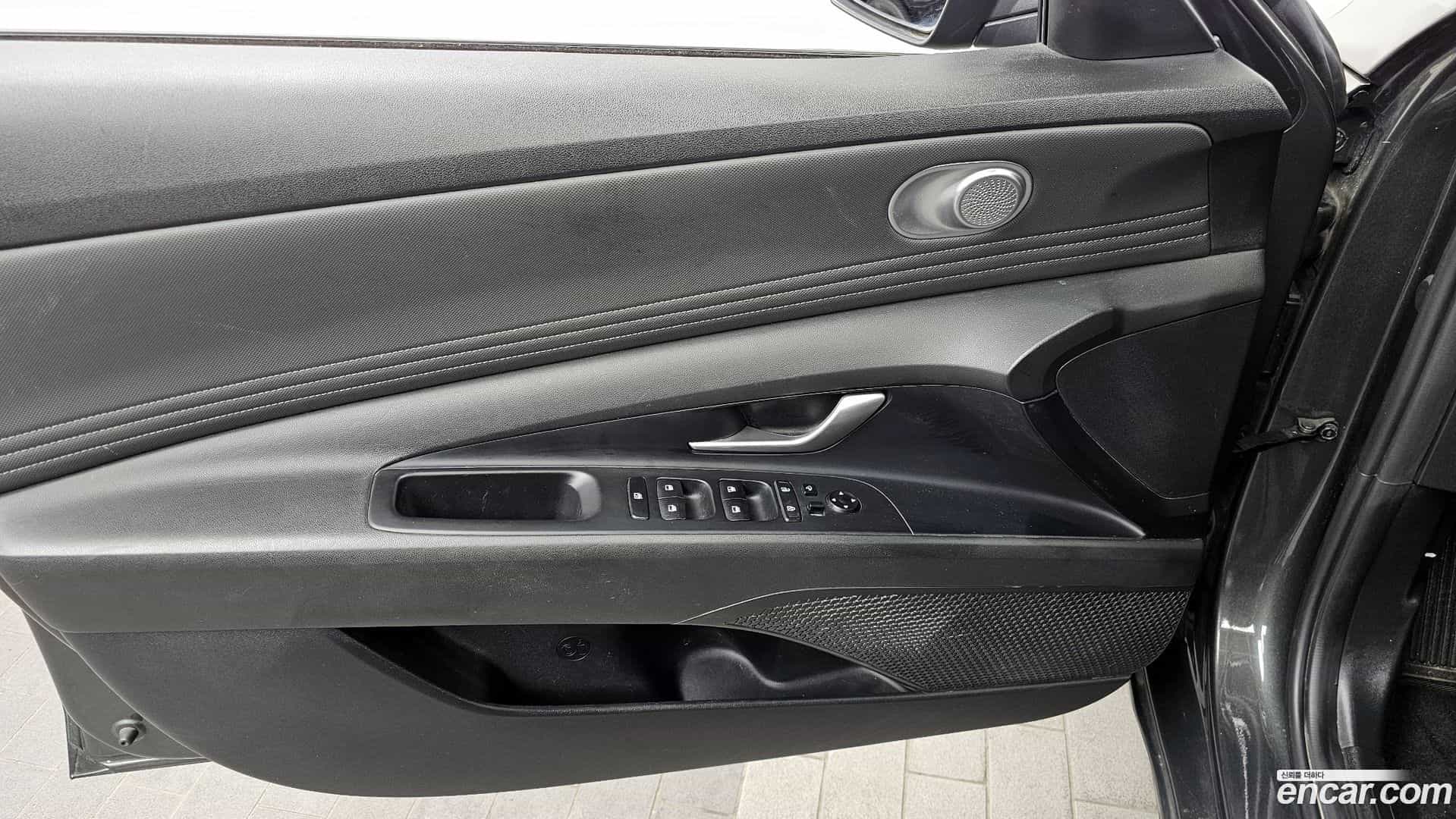 AVANTE Hyundai 2021.2-INNER-034