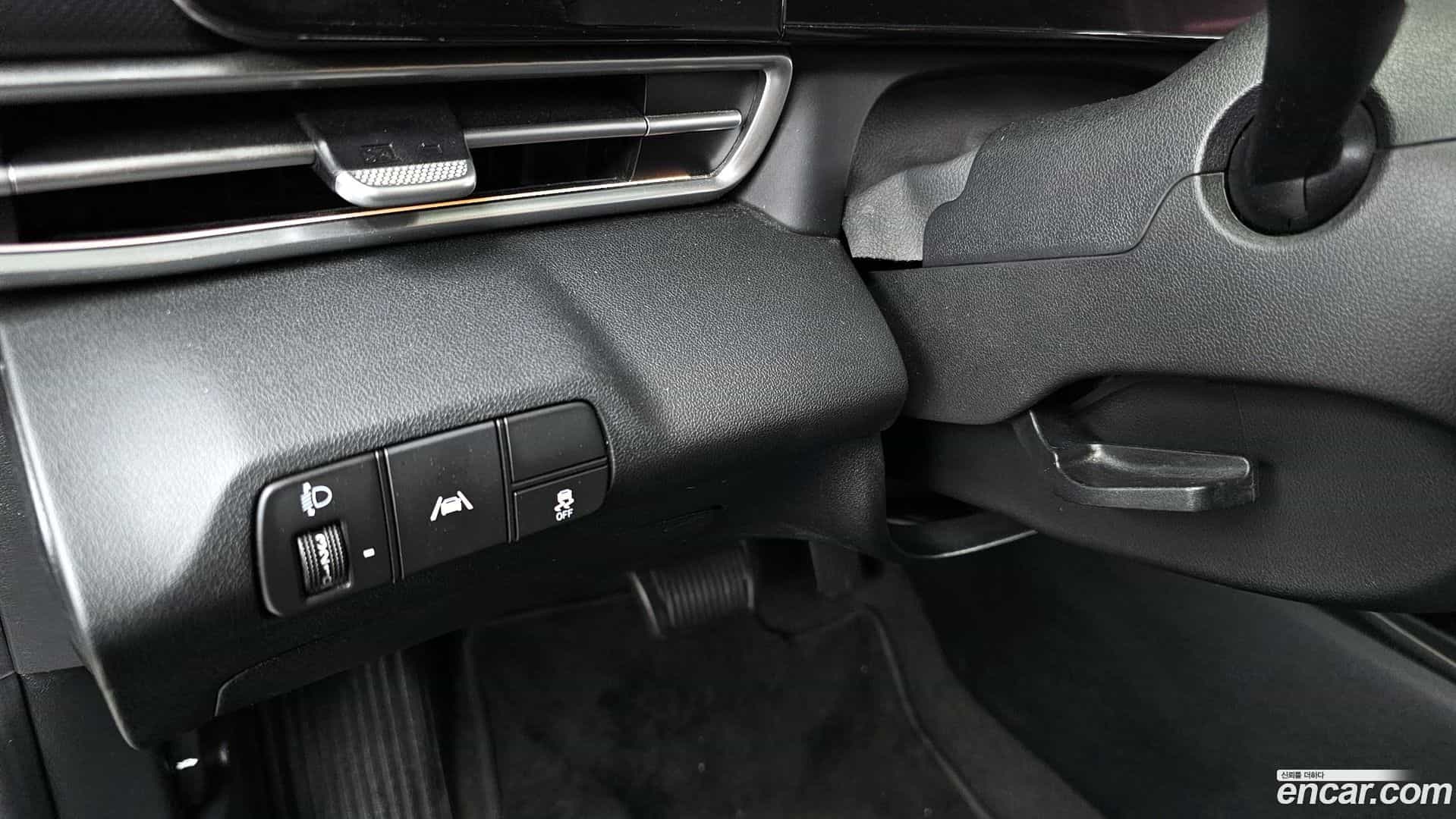 AVANTE Hyundai 2021.2-OPTION-044