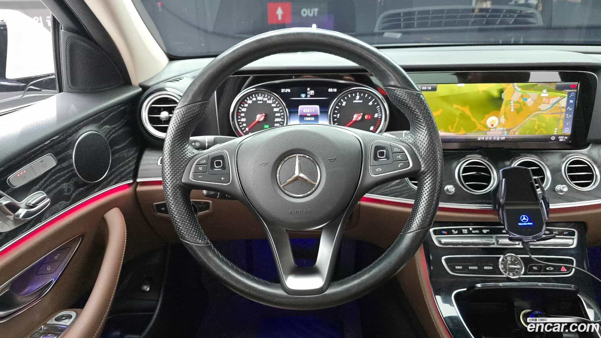 E-Class Mercedes-Benz 2018.2-OPTION-017