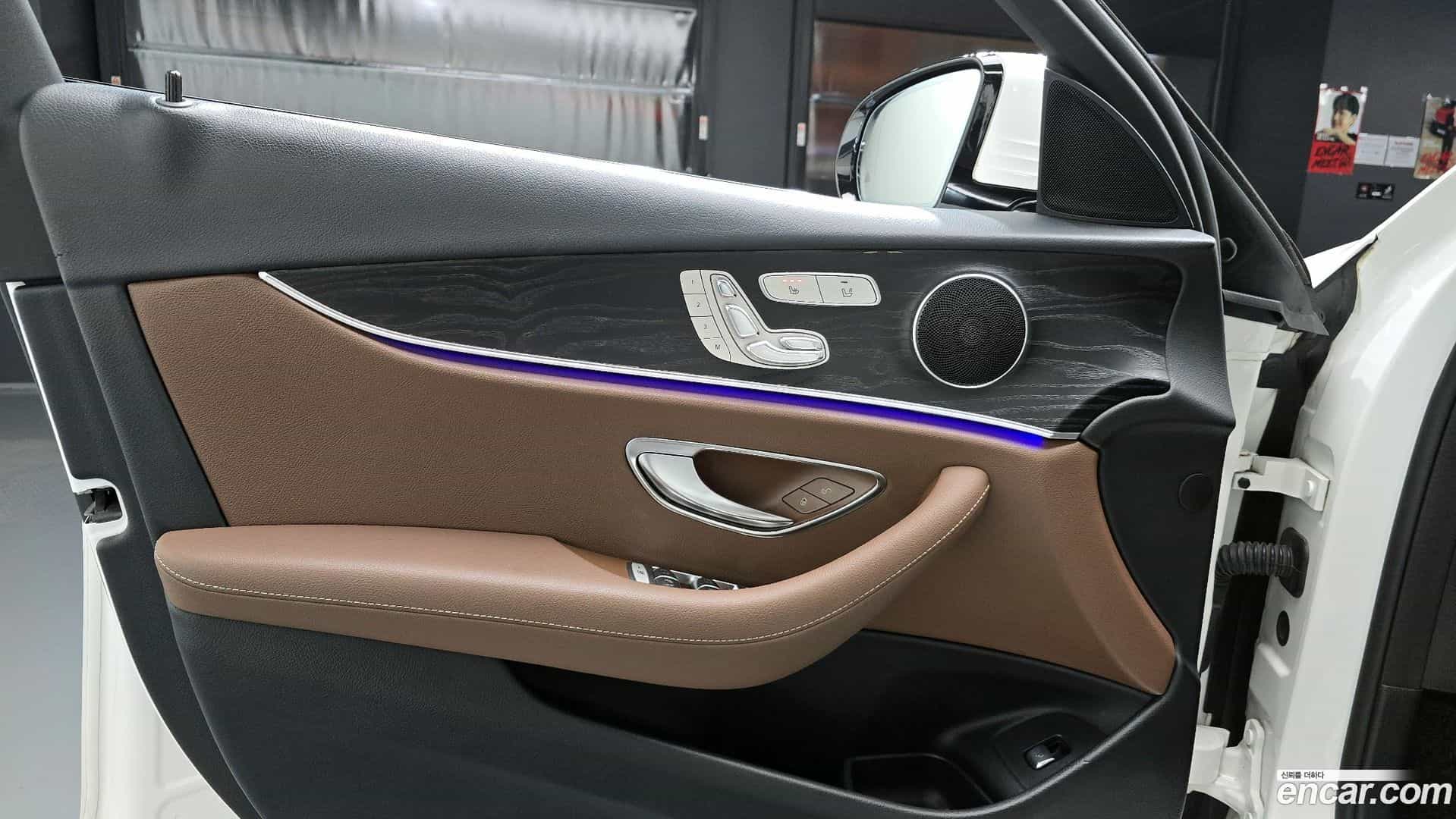 E-Class Mercedes-Benz 2018.2-INNER-034