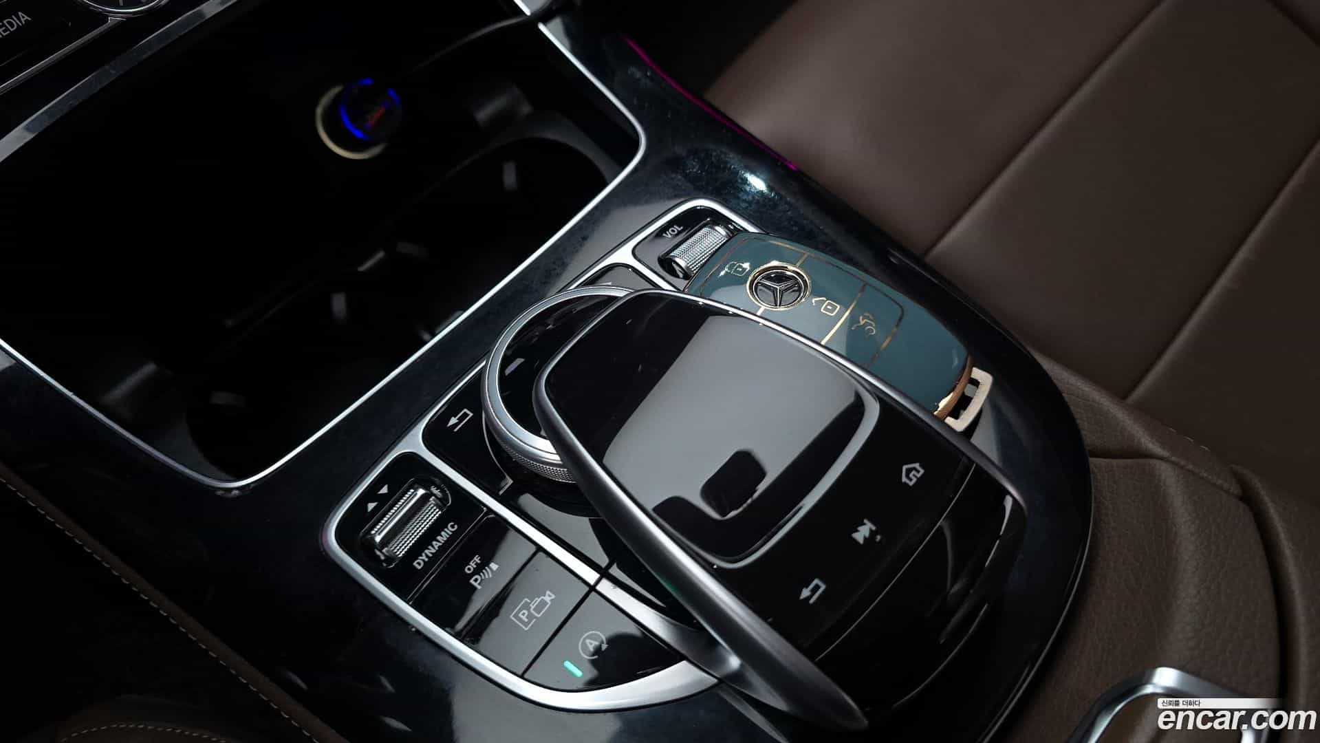E-Class Mercedes-Benz 2018.2-OPTION-043
