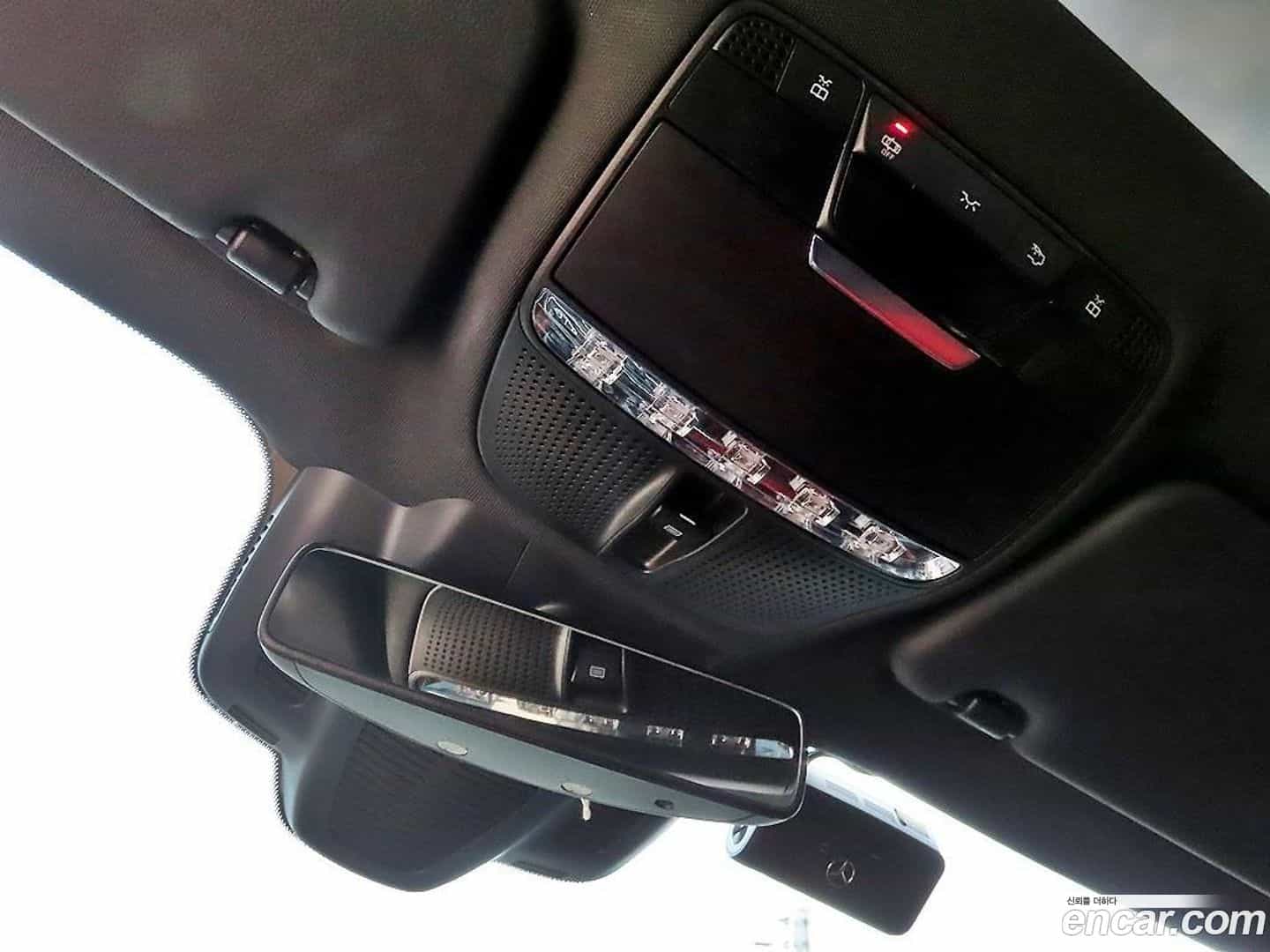 E-Class Mercedes-Benz 2017.9-OPTION-020