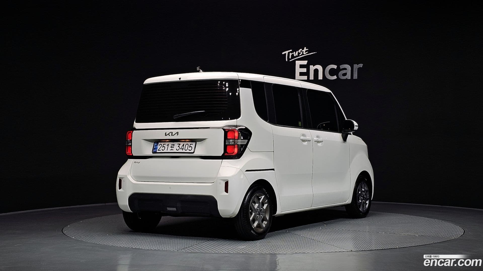 Main__Slider__Photo:RAY Kia 2025.1-1