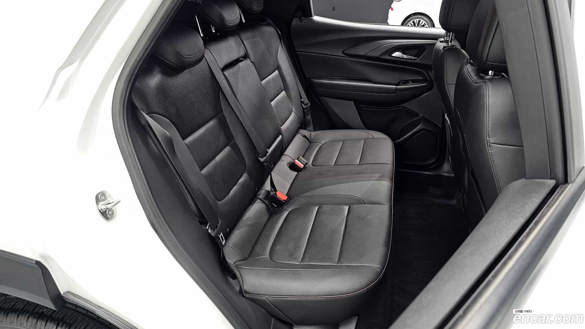 Trailblazer Chevrolet 2021.8-OPTION-040