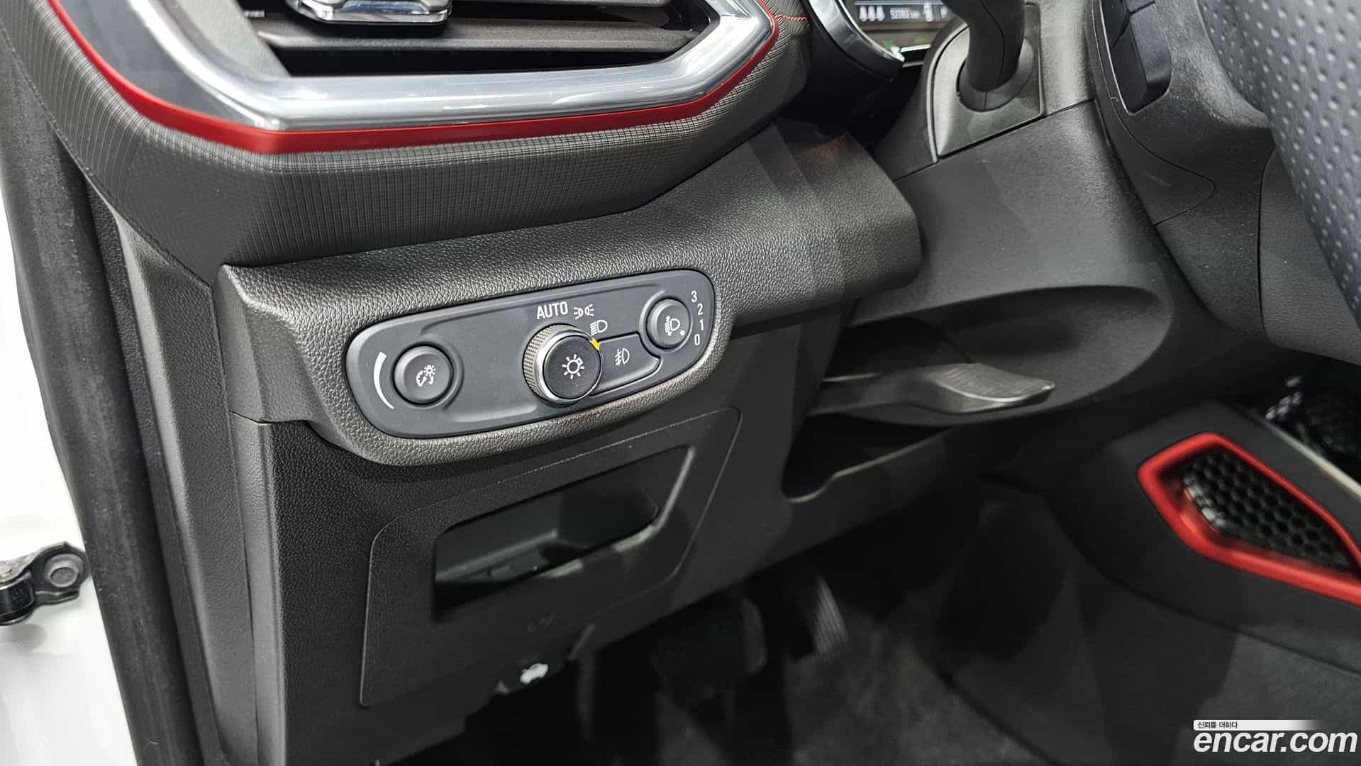 Trailblazer Chevrolet 2021.8-OPTION-041