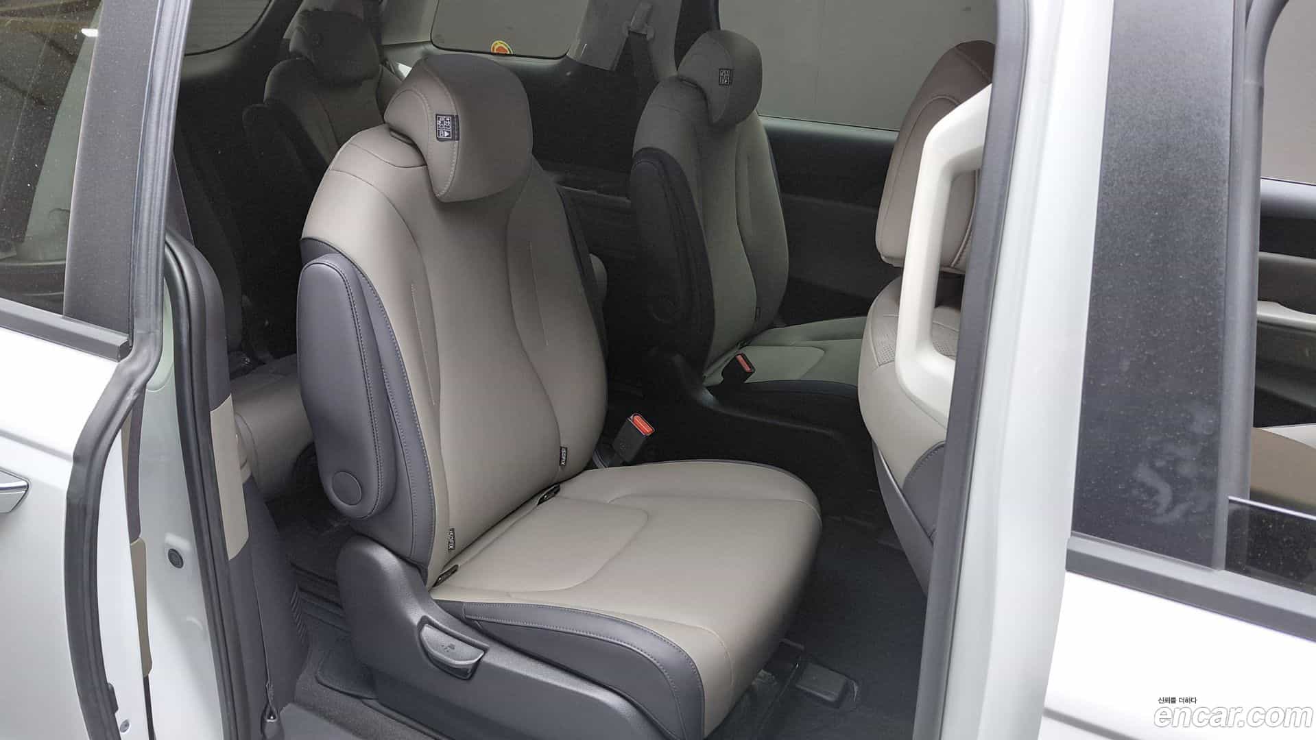 Canival Kia 2023.10-OPTION-015