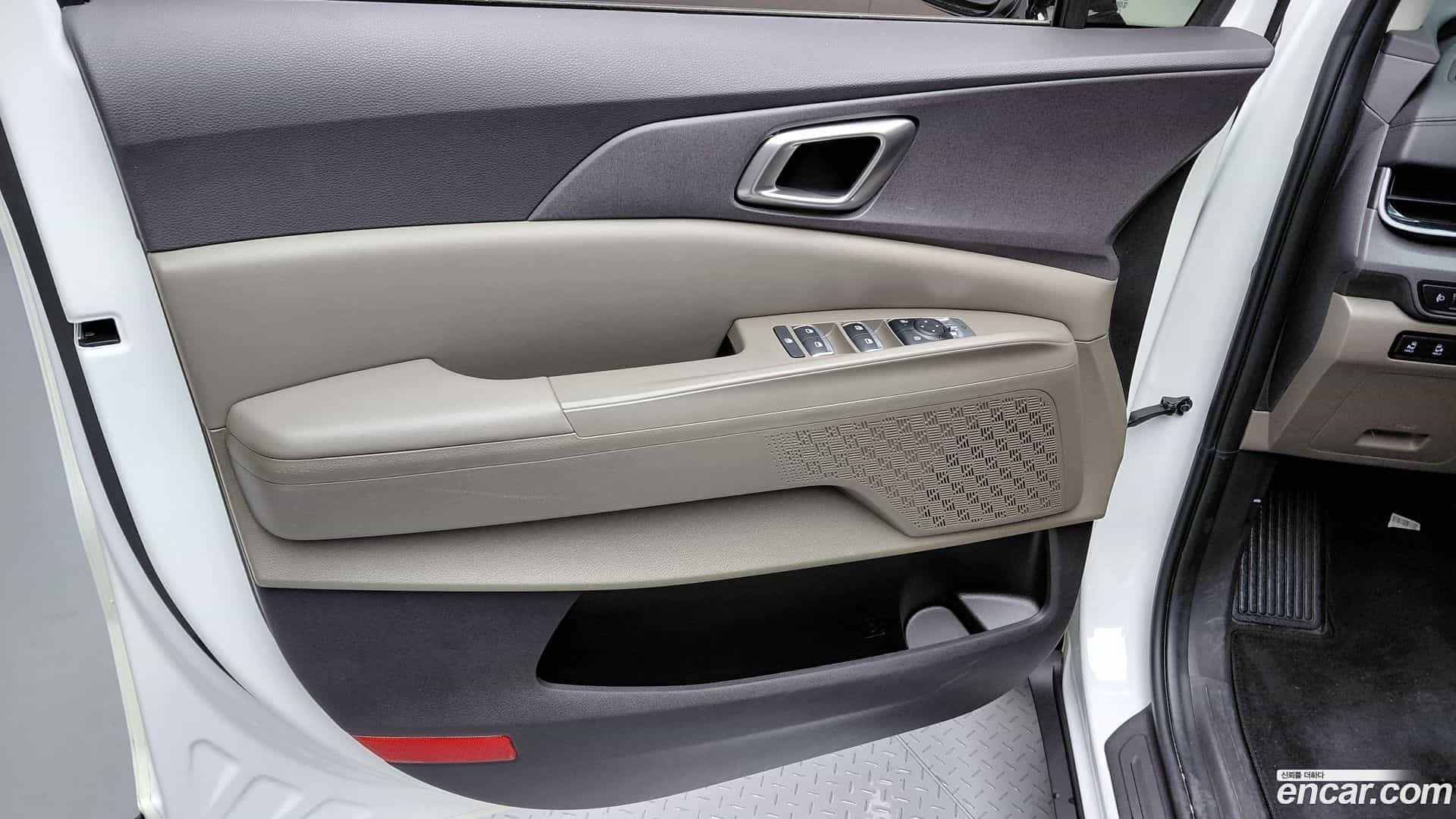 Canival Kia 2023.10-INNER-034