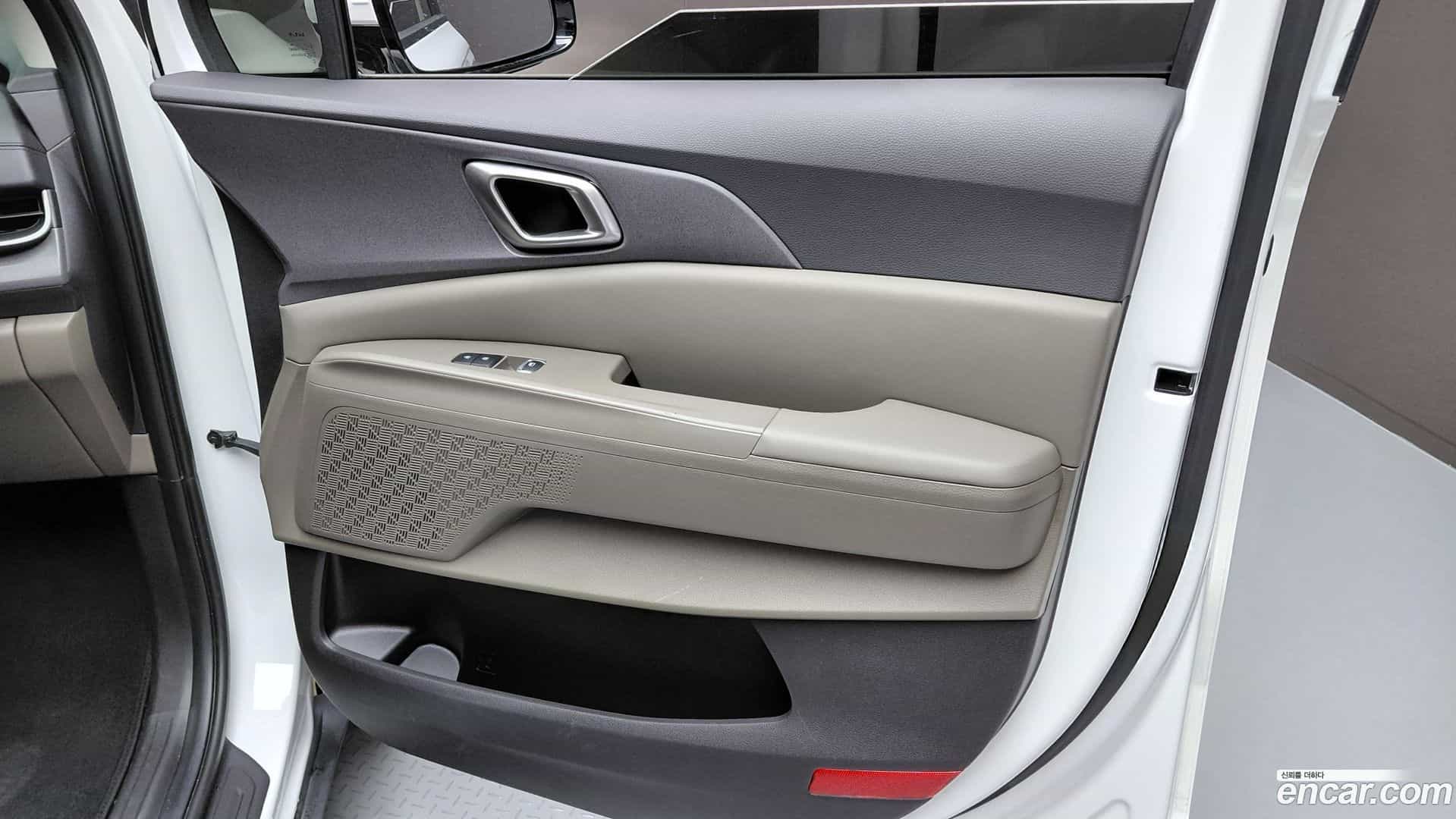 Canival Kia 2023.10-INNER-035
