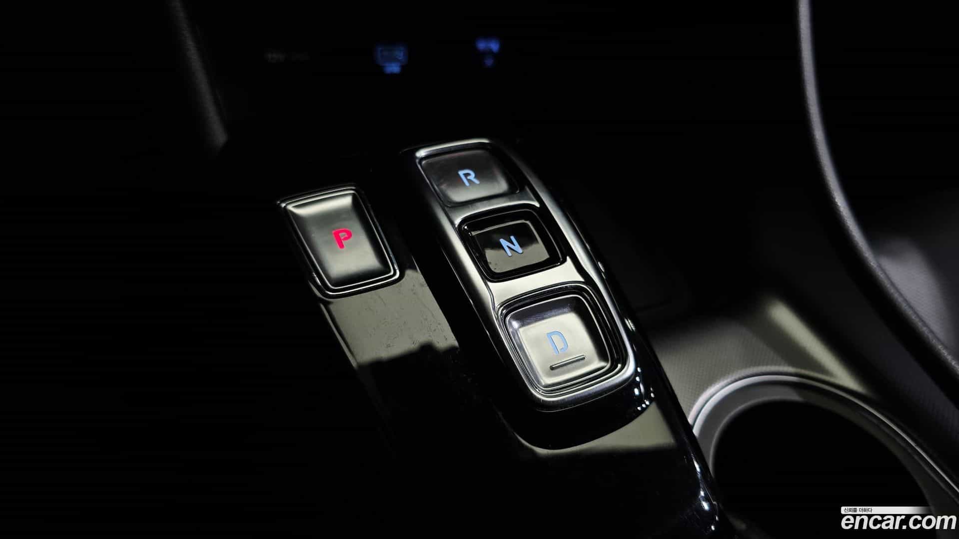 Sonata Hyundai 2022.1-INNER-009
