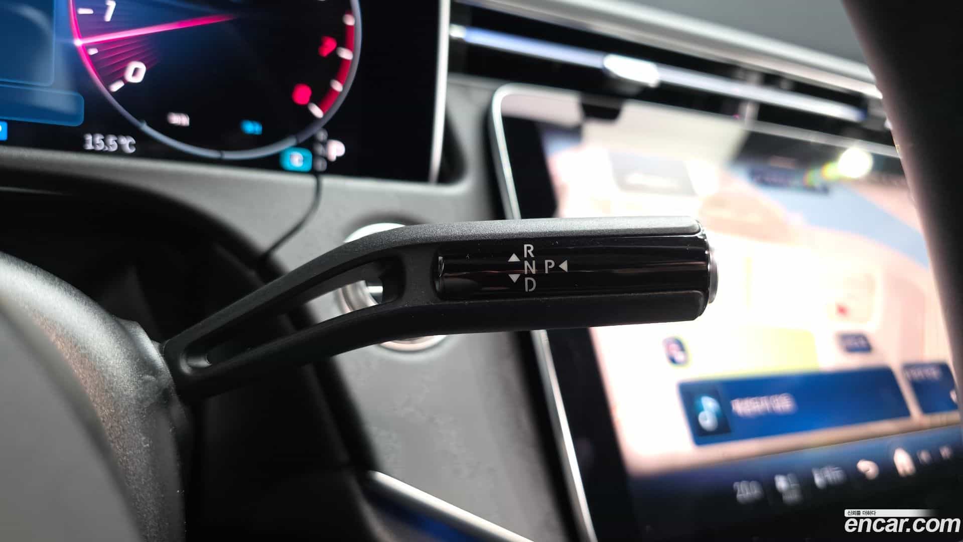 E-Class Mercedes-Benz 2025.8-INNER-009