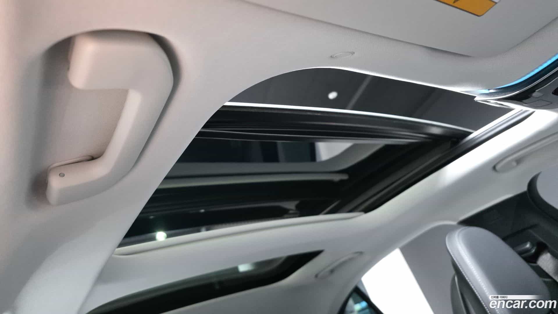 E-Class Mercedes-Benz 2025.8-OPTION-021
