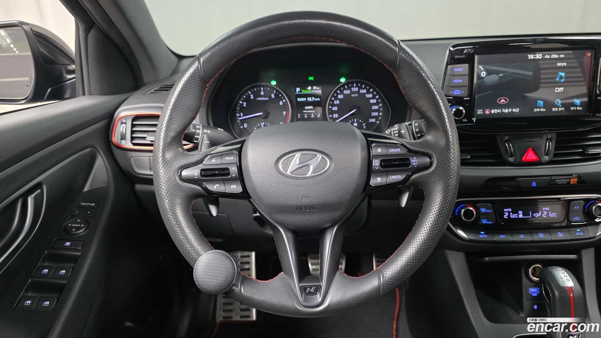 i30 Hyundai 2020.5-OPTION-017