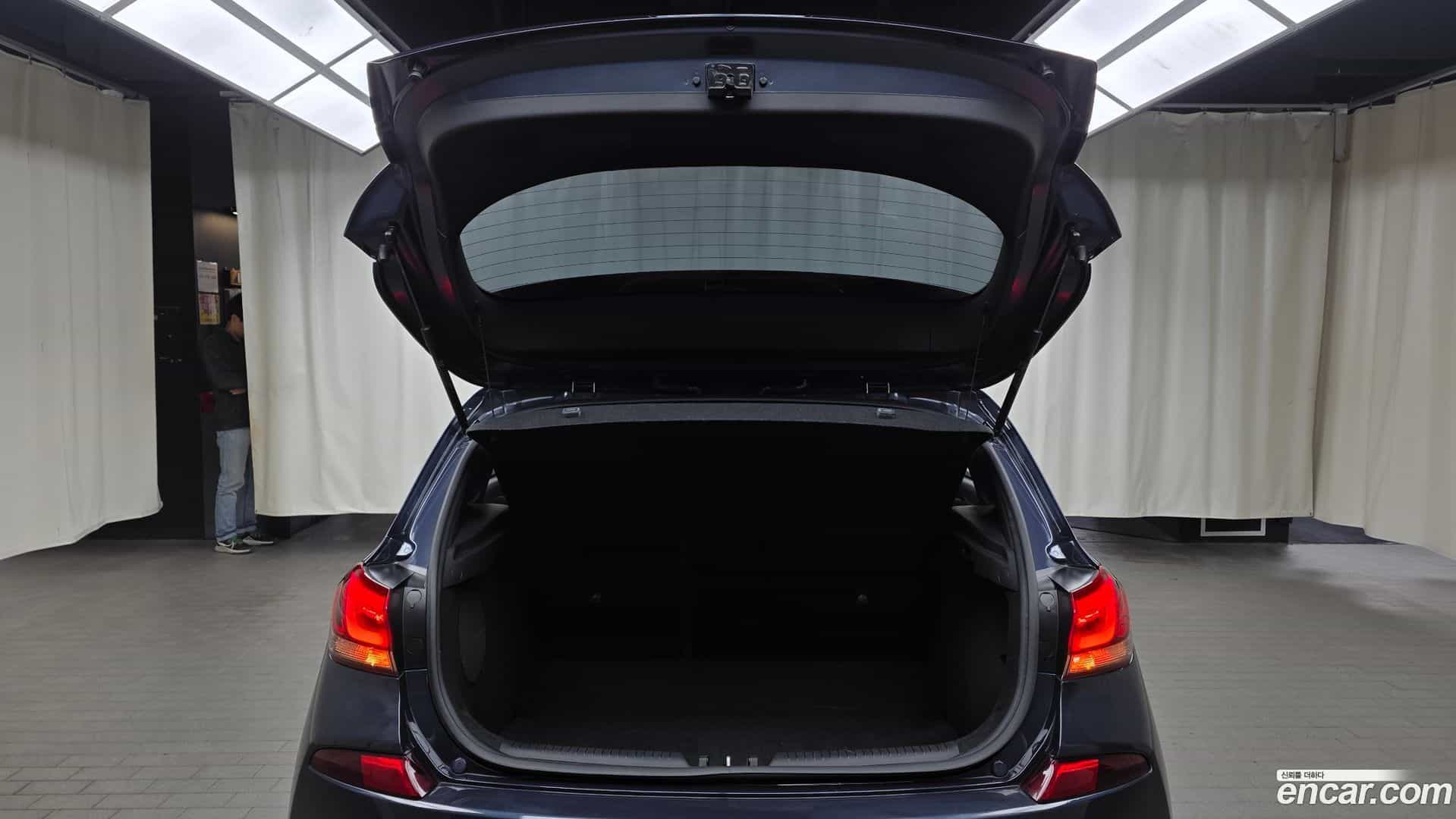 i30 Hyundai 2020.5-OPTION-024